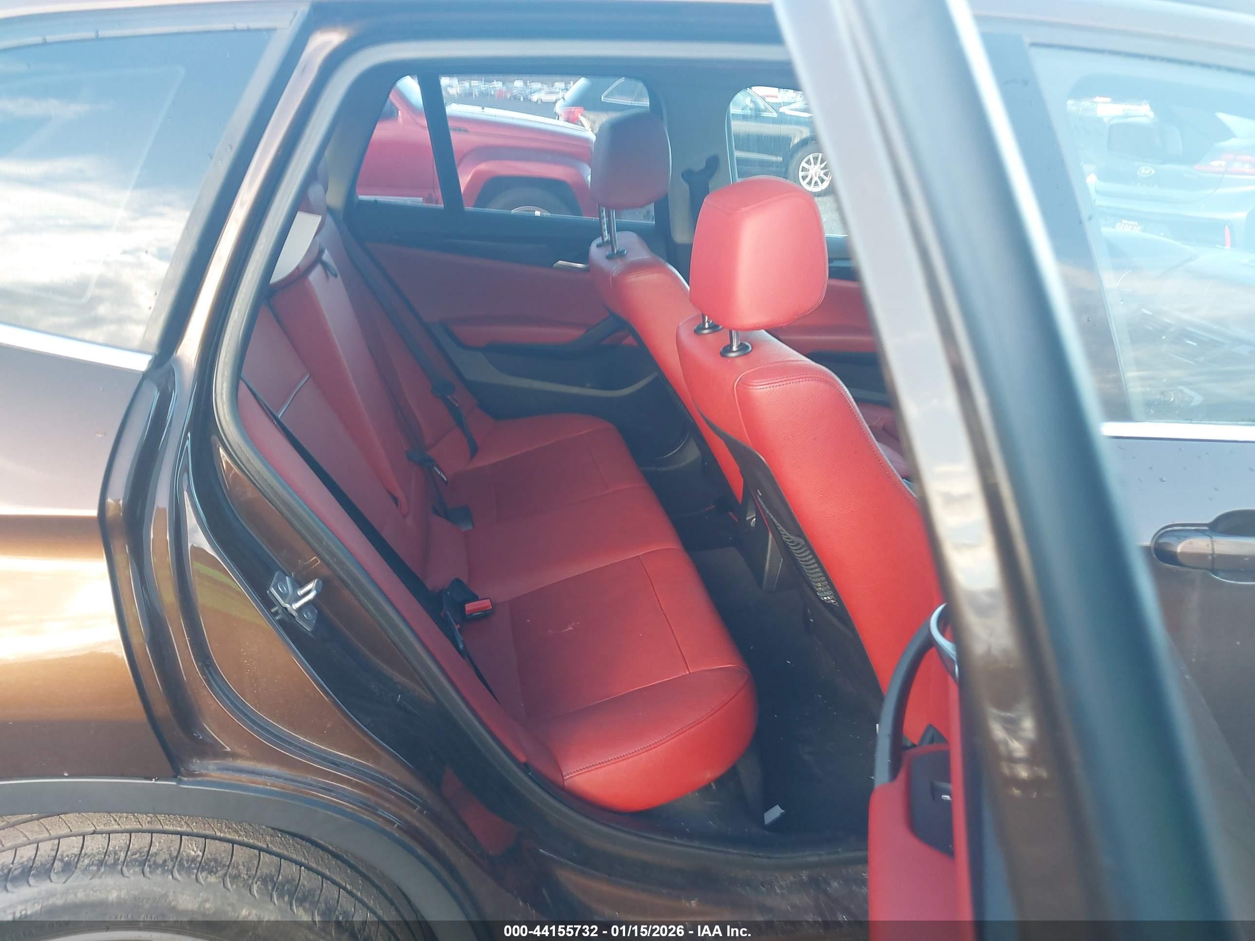 BMW X1 image 8