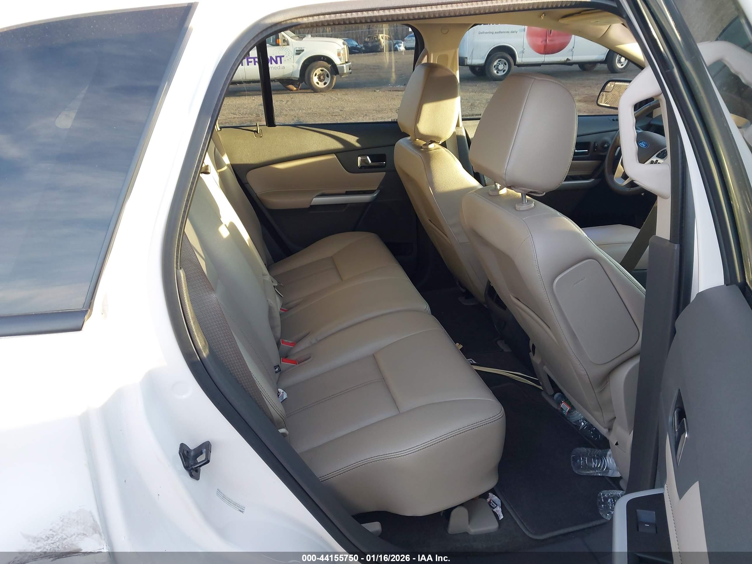 FORD EDGE image 8