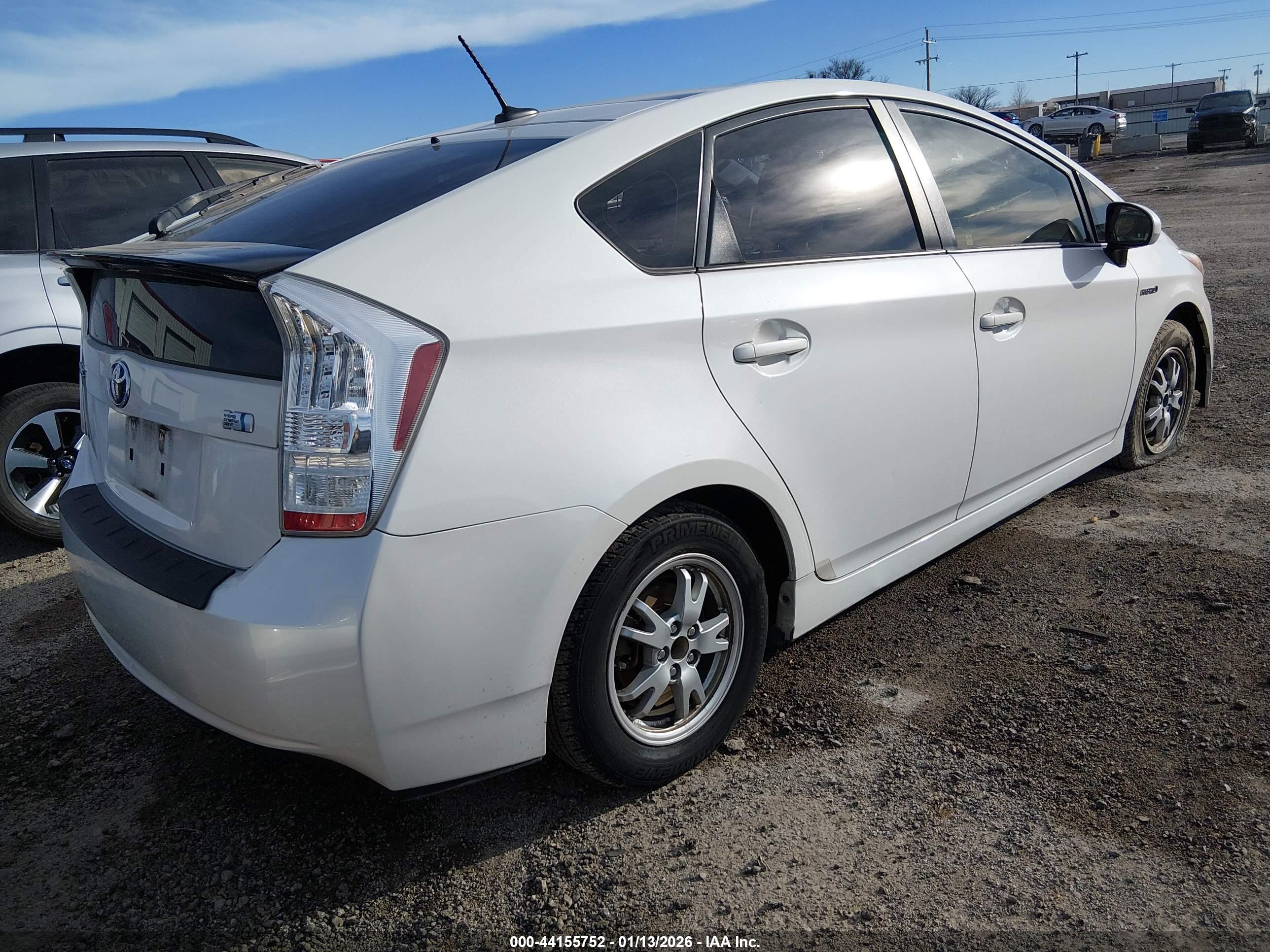 TOYOTA PRIUS image 4