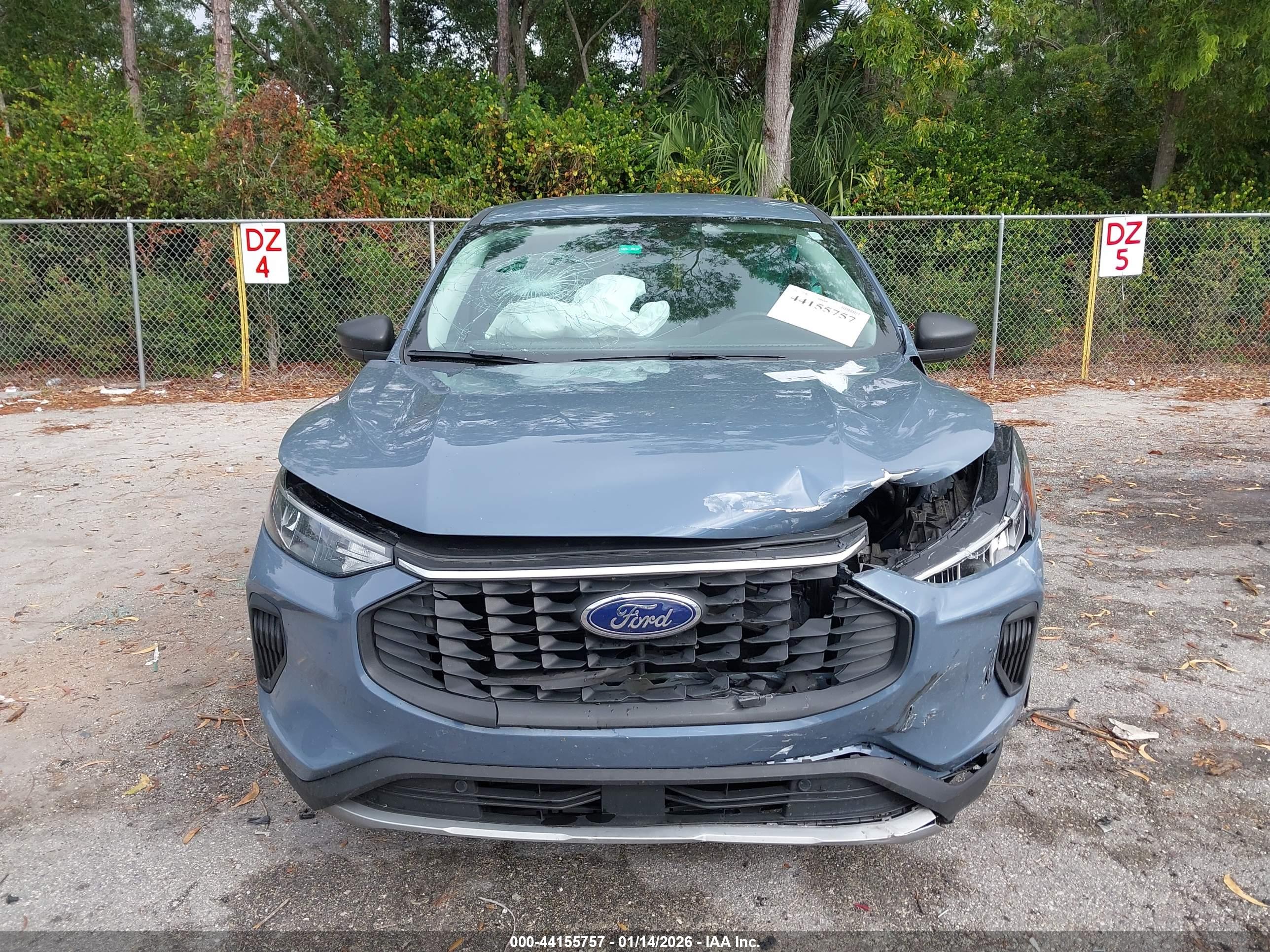 FORD ESCAPE image 6