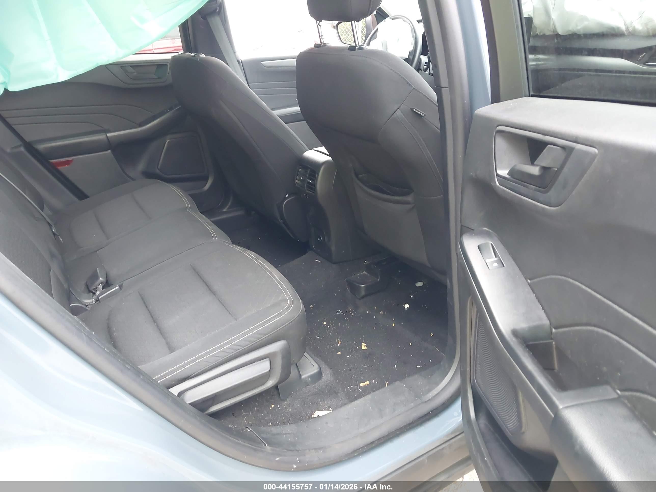 FORD ESCAPE image 8