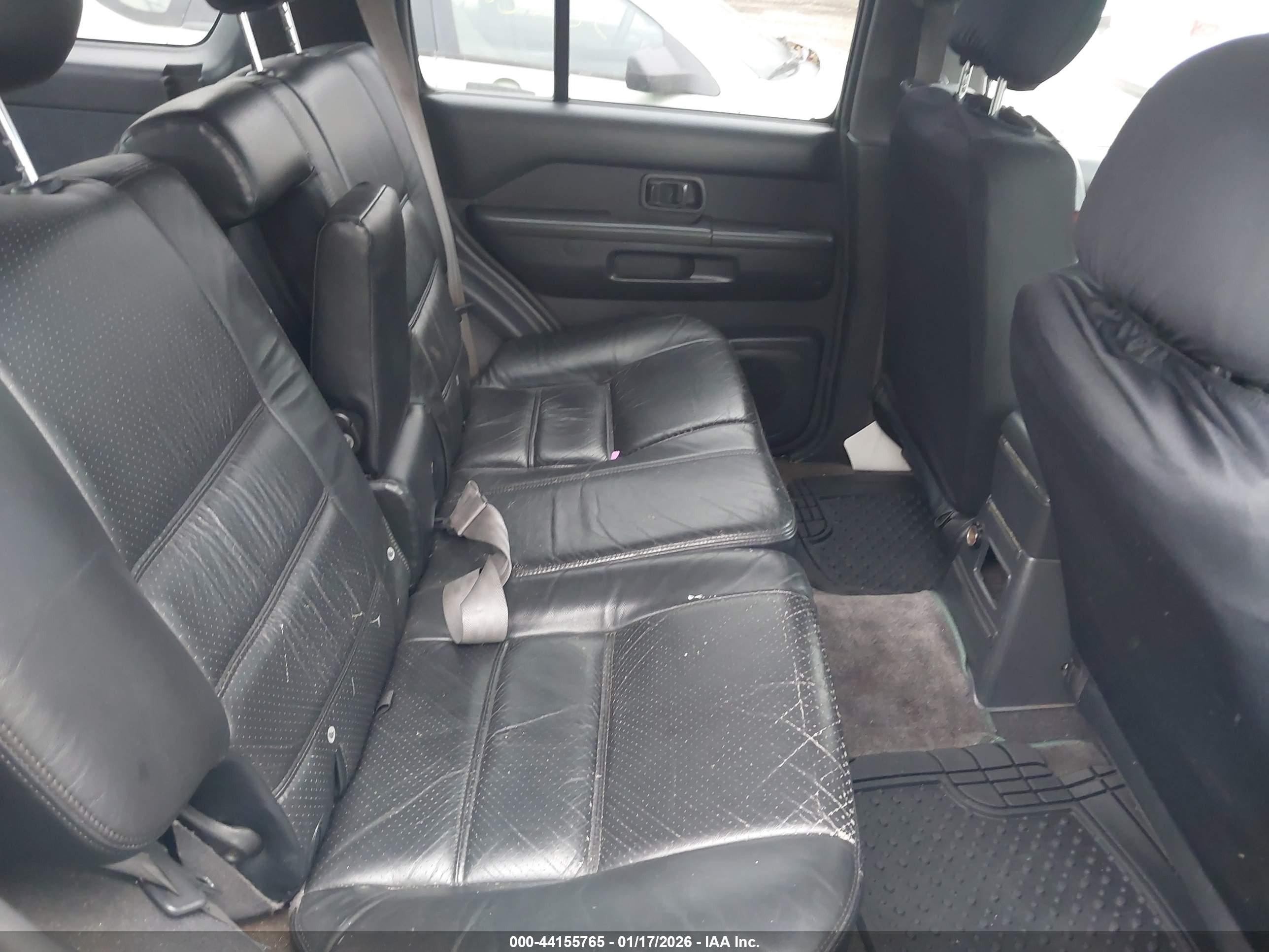 NISSAN PATHFINDER image 8