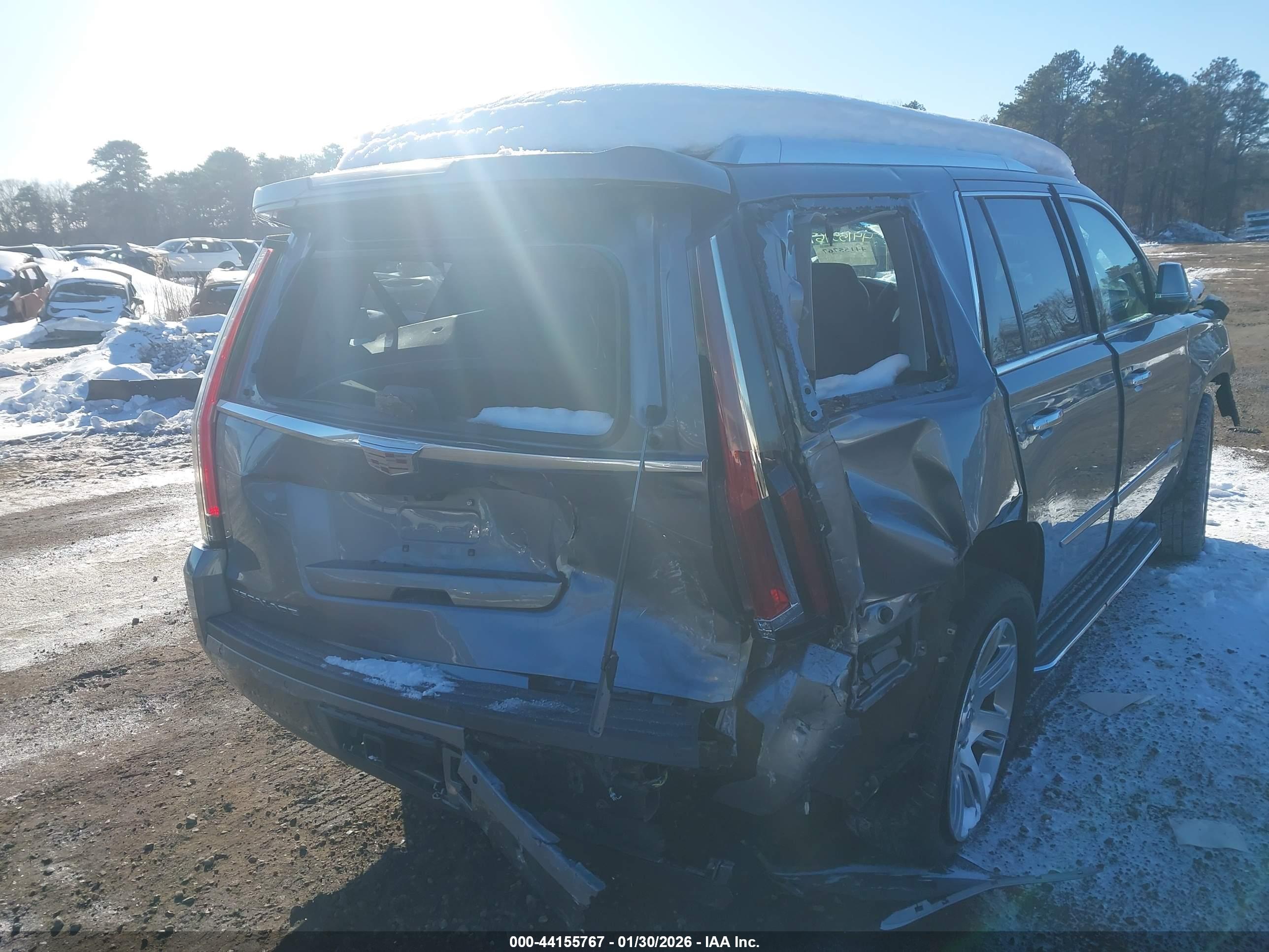 CADILLAC ESCALADE image 6