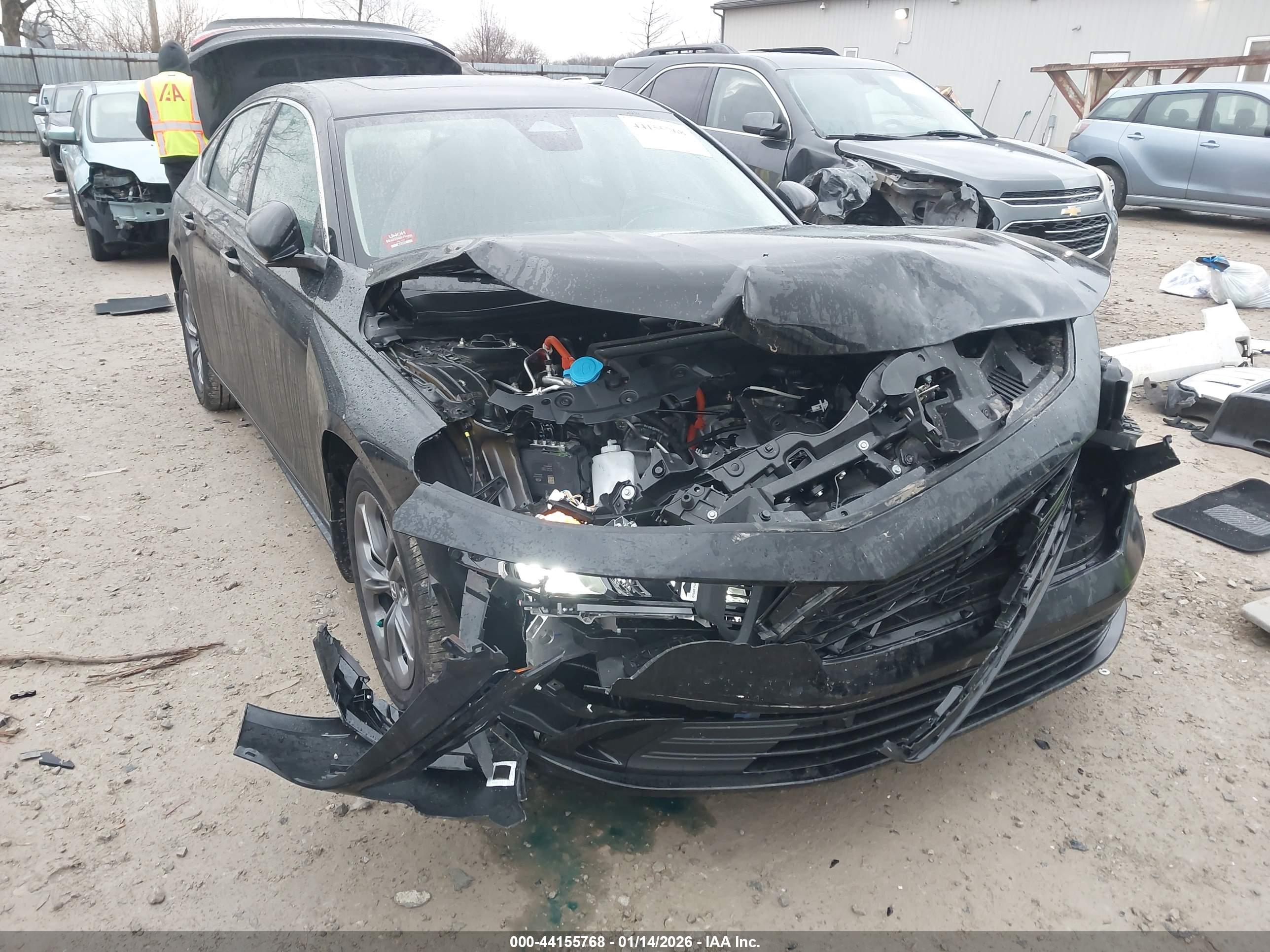 HONDA ACCORD image 6