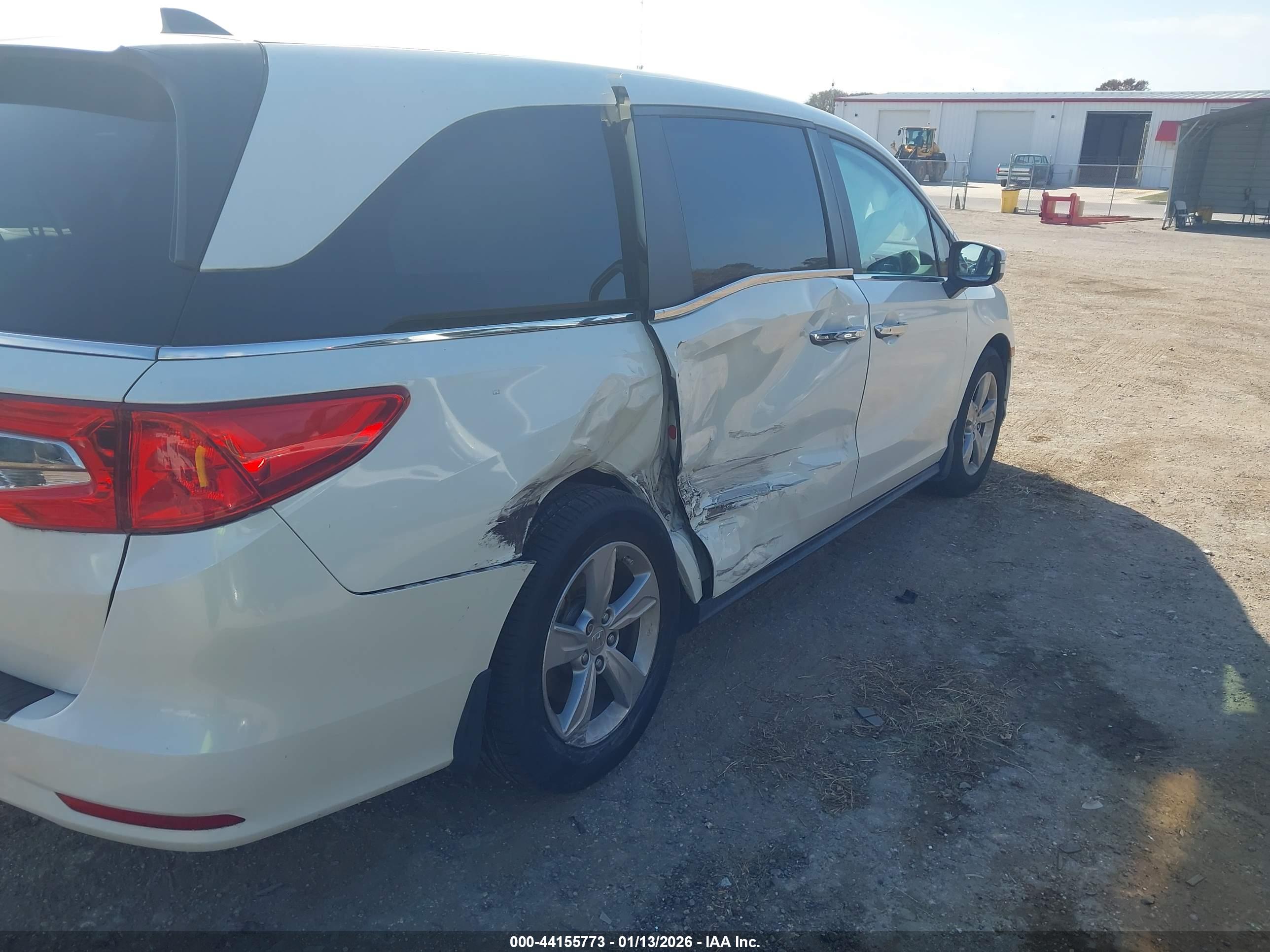 HONDA ODYSSEY image 6