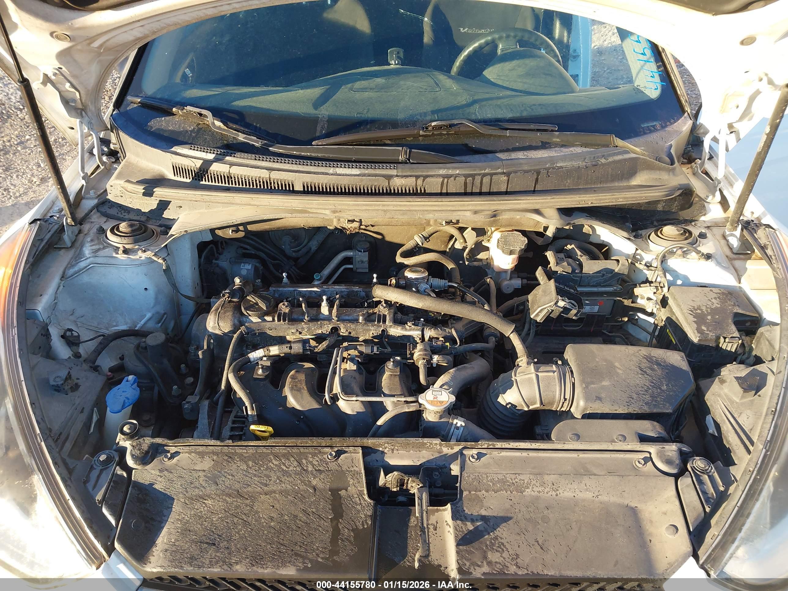HYUNDAI VELOSTER image 10