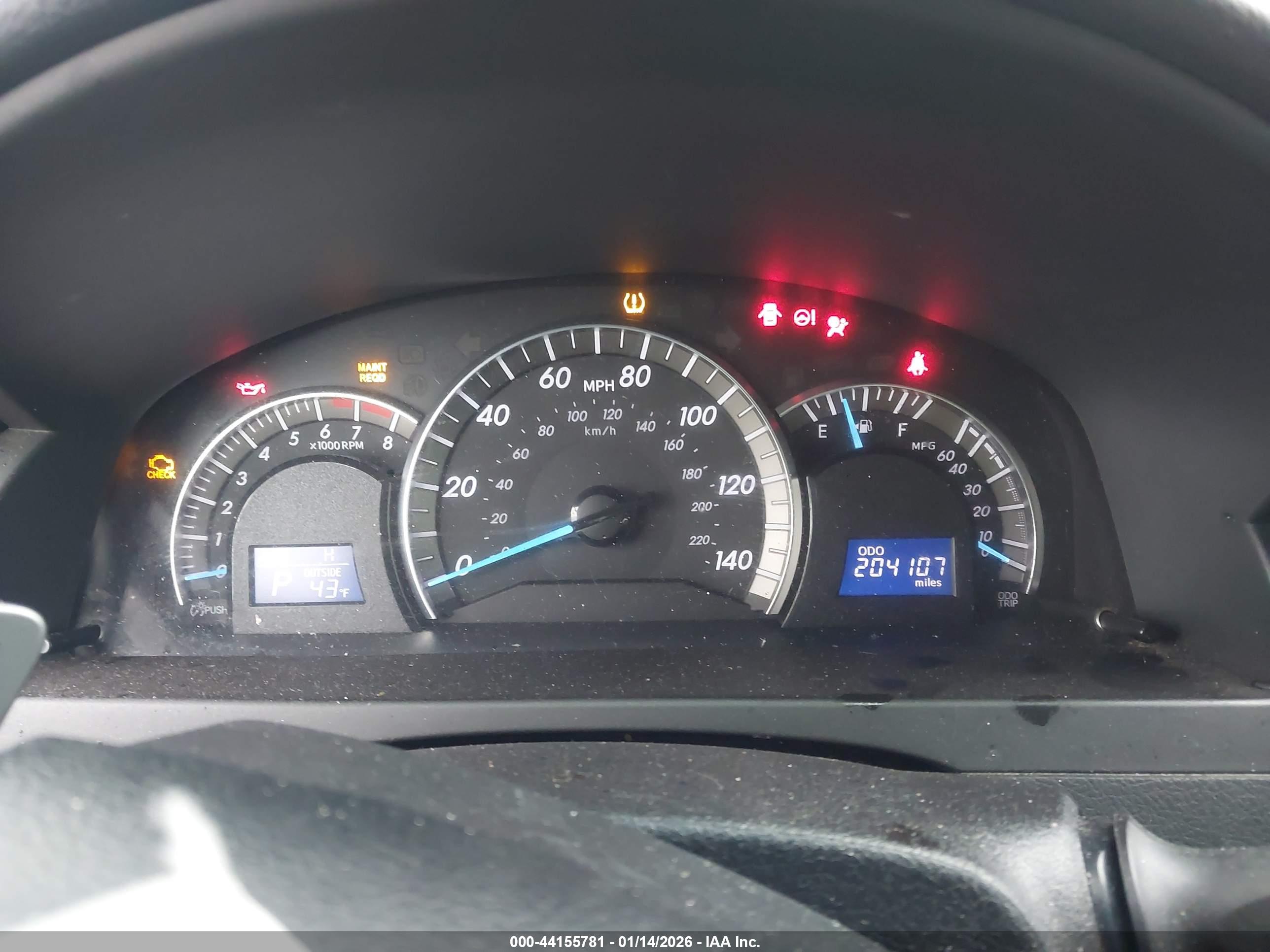 TOYOTA CAMRY image 7
