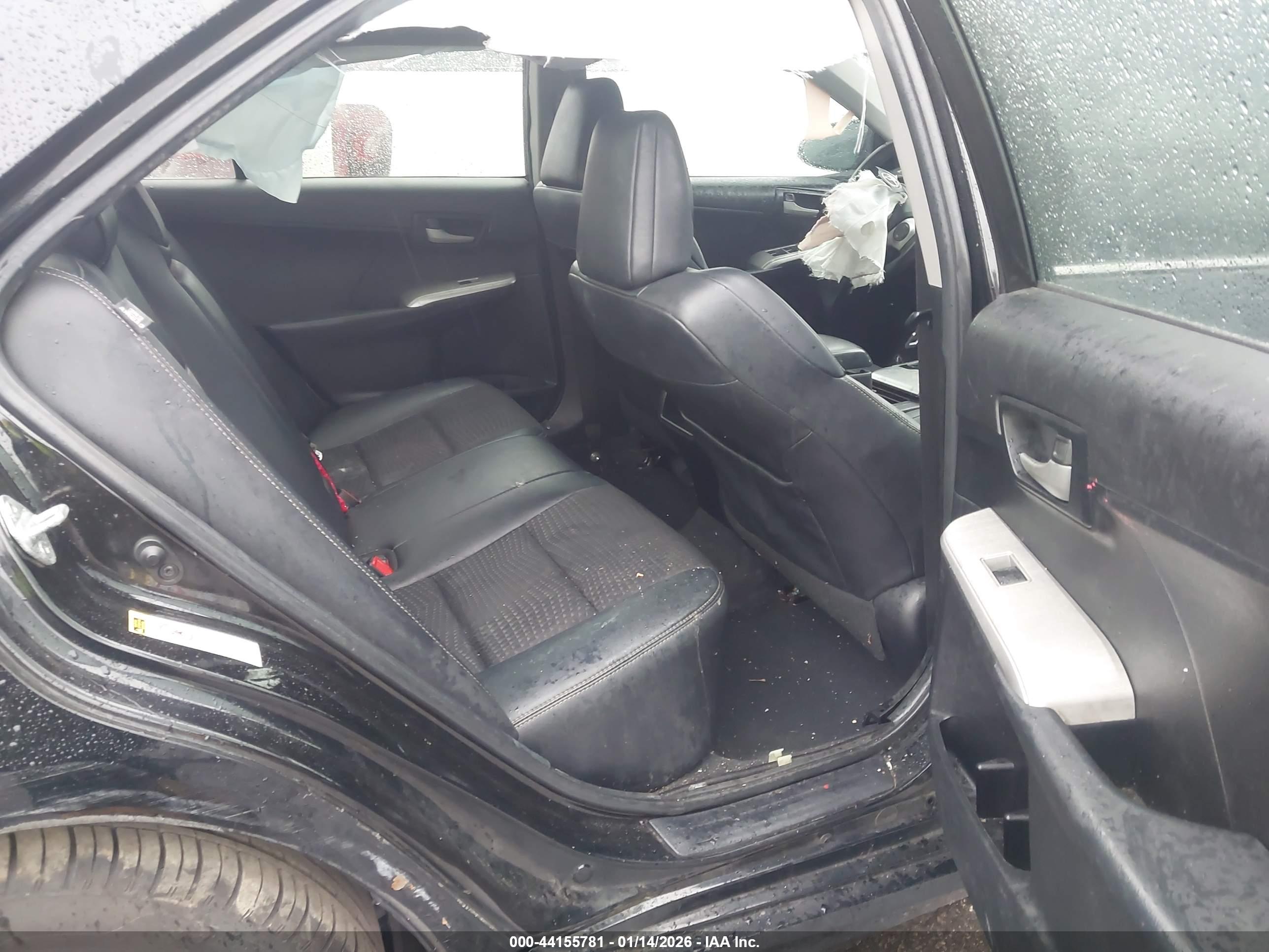 TOYOTA CAMRY image 8