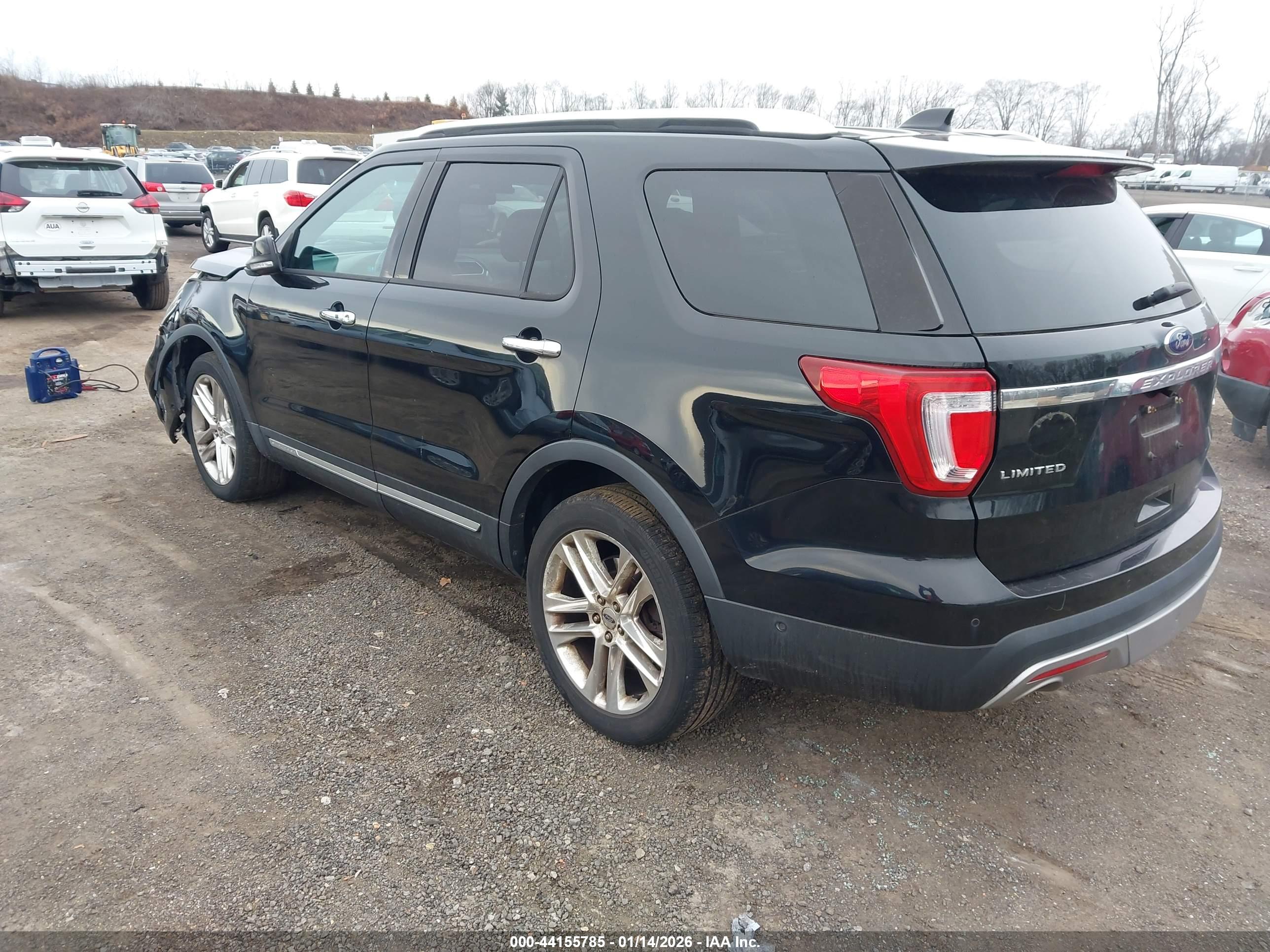 FORD EXPLORER image 3
