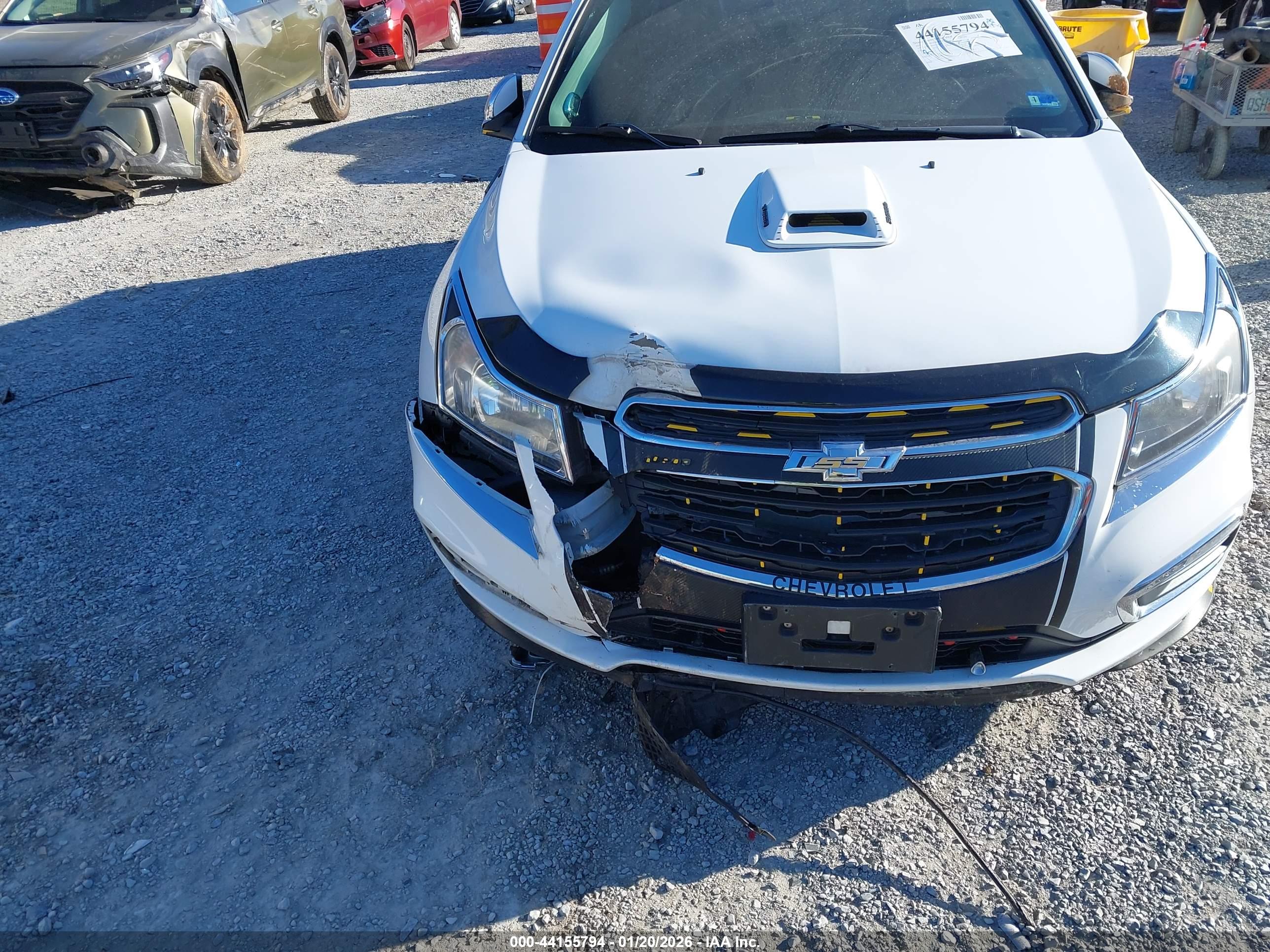 CHEVROLET CRUZE image 6