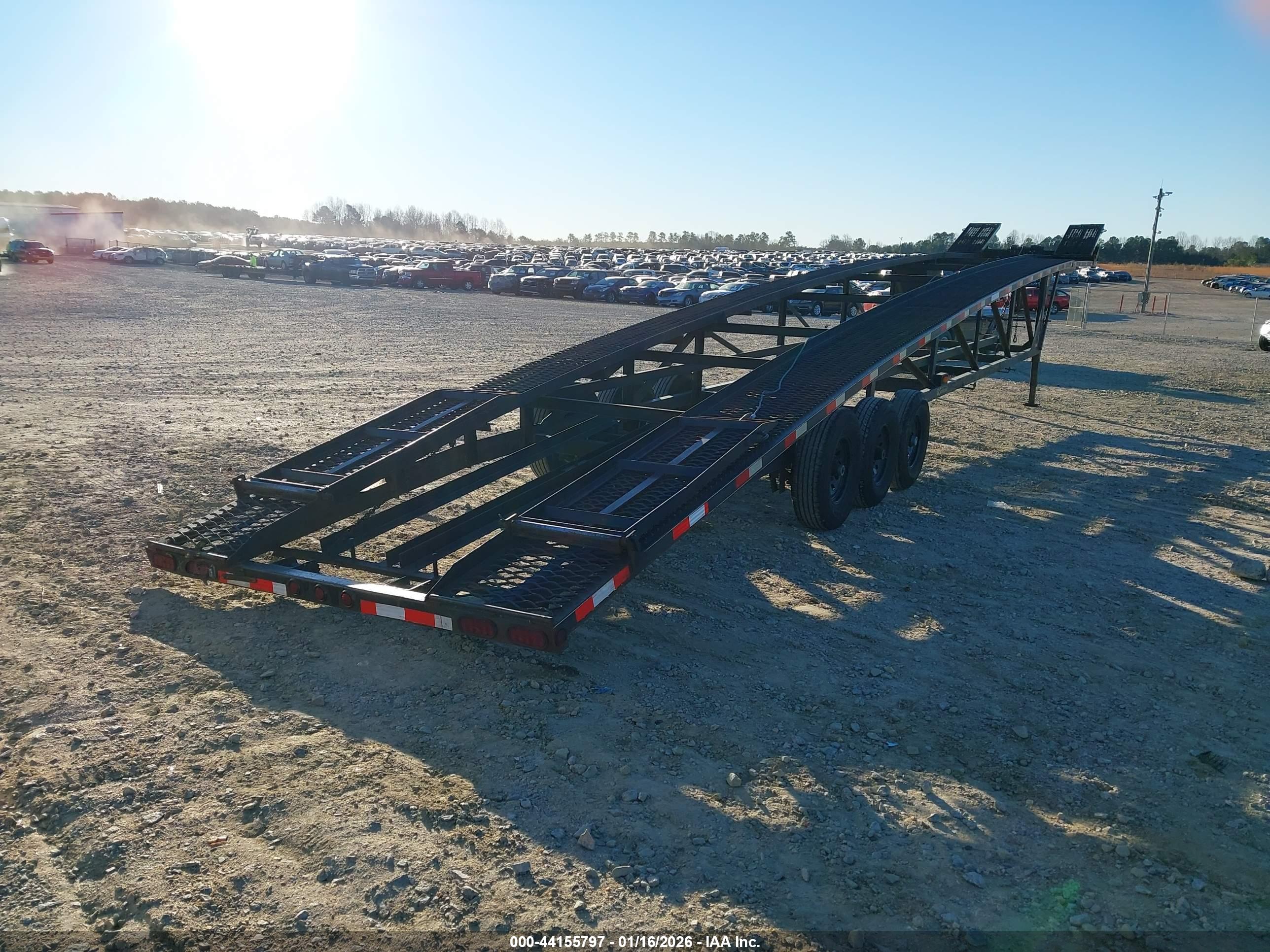 KAUFMAN TRAILERS image 4