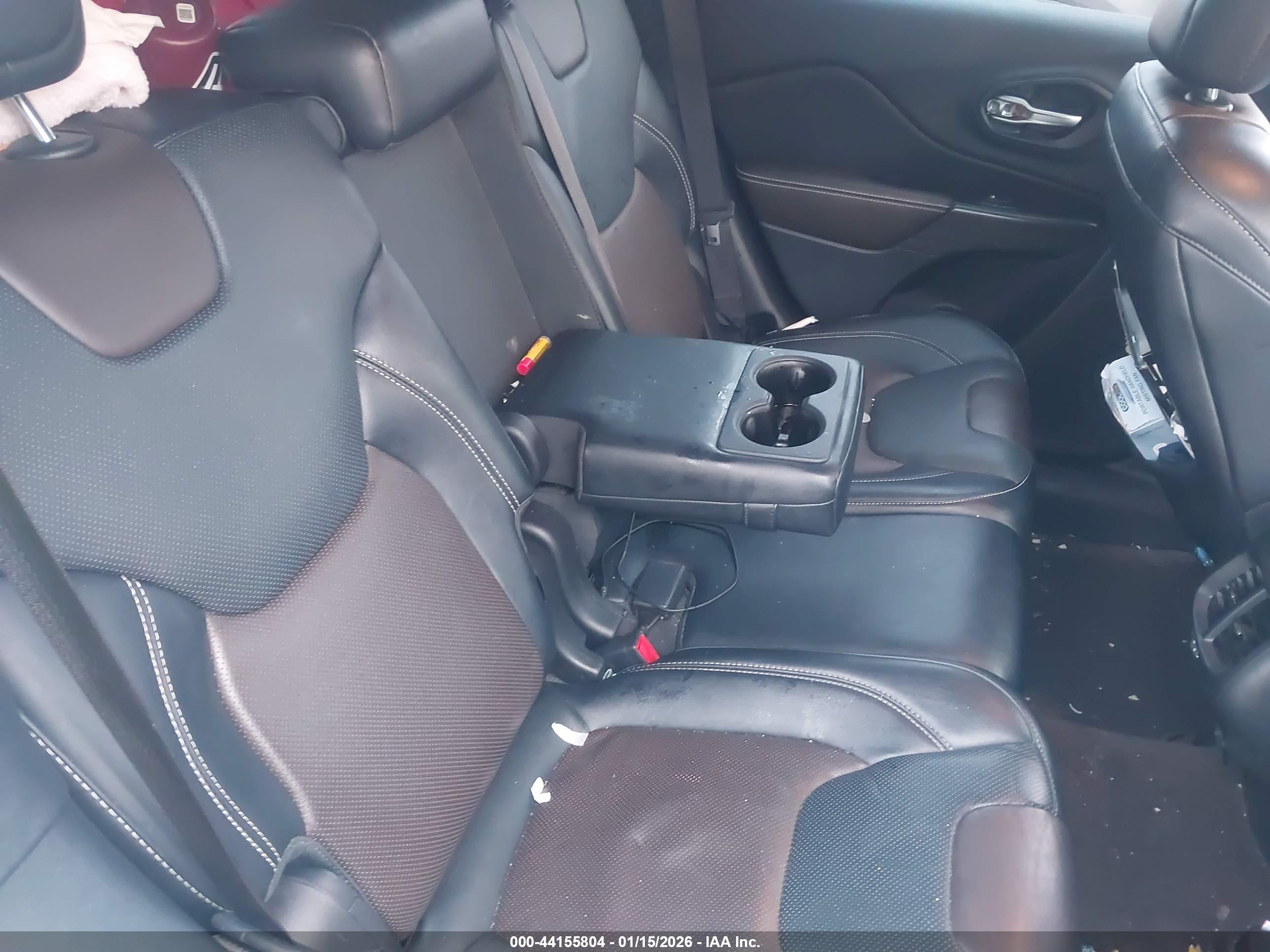 JEEP CHEROKEE image 8
