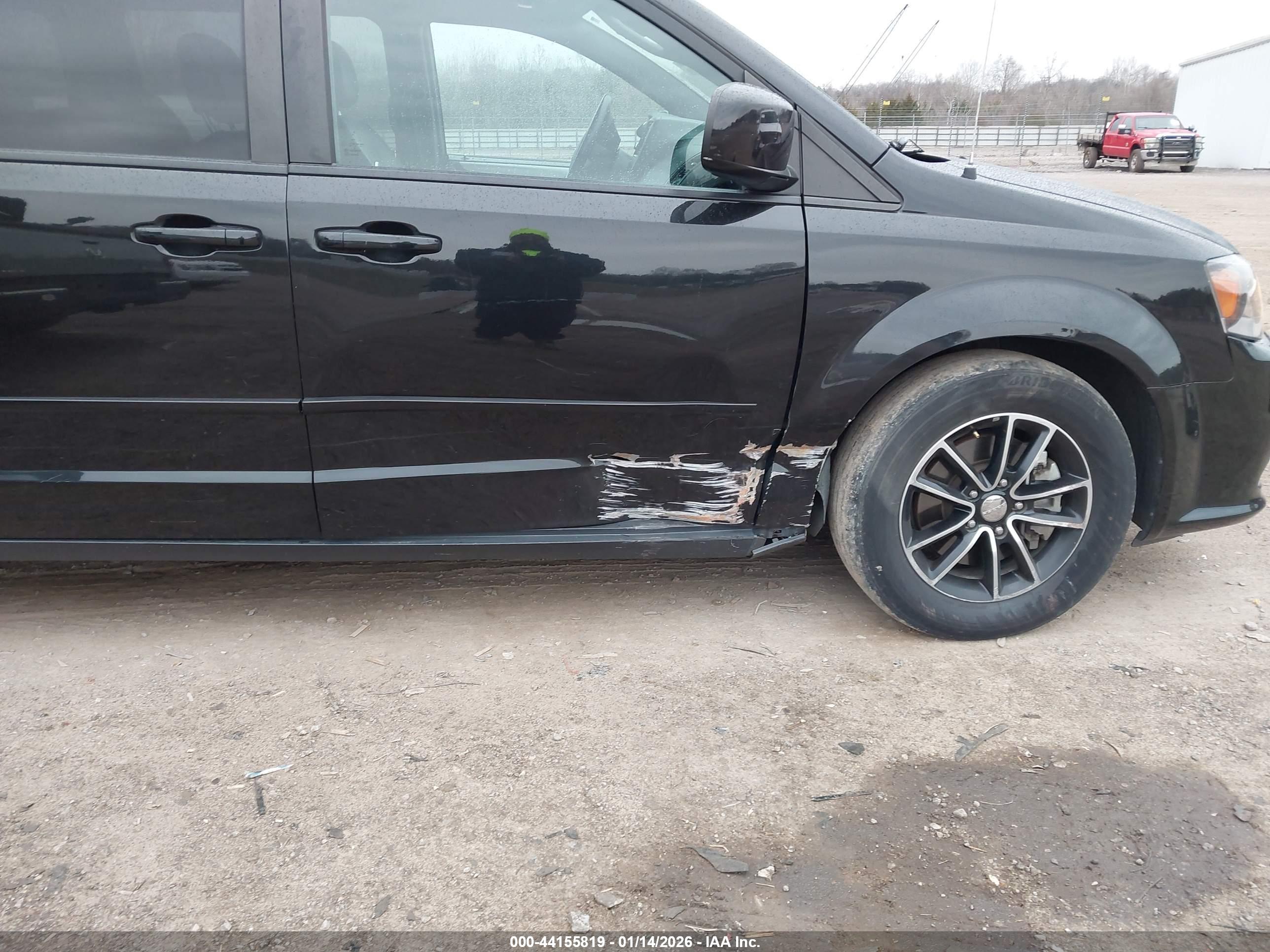 DODGE GRAND image 6