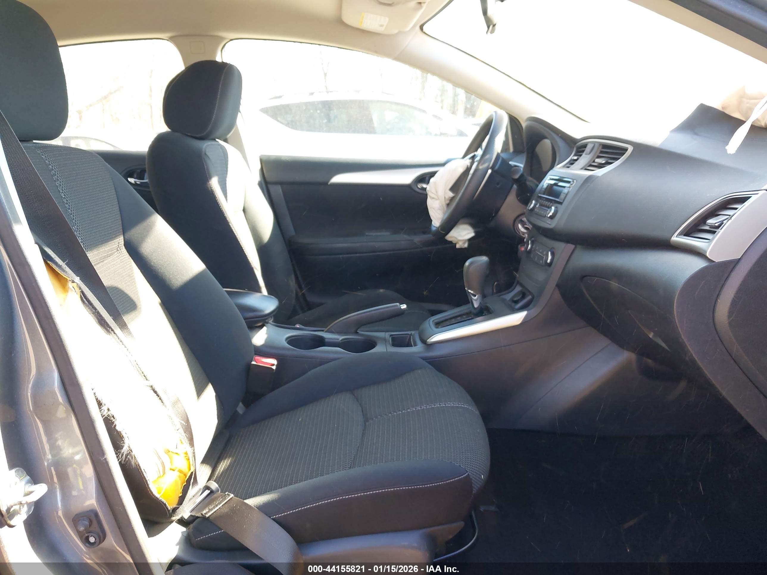 NISSAN SENTRA image 5