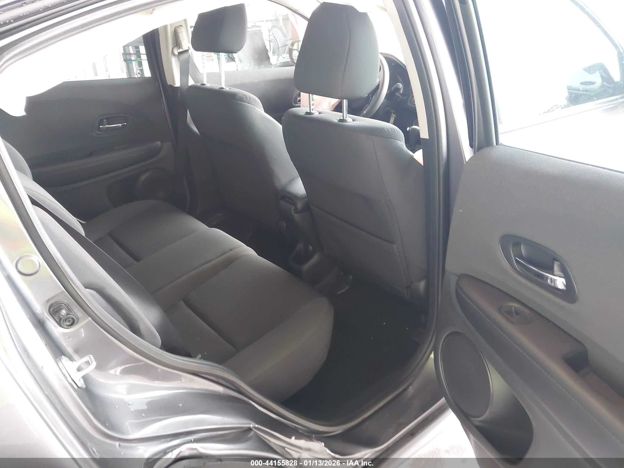 HONDA HR-V image 8