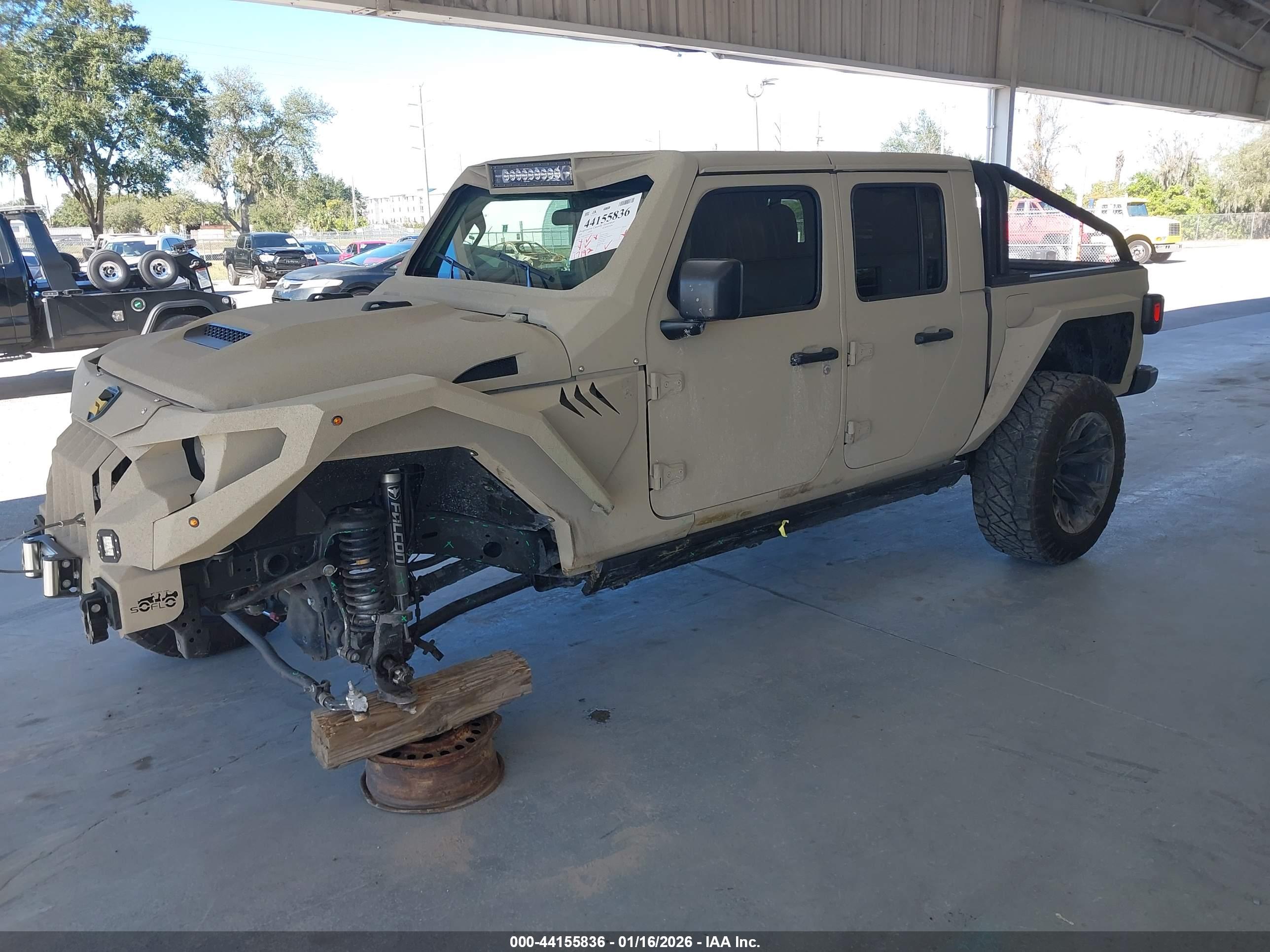 JEEP GLADIATOR image 2