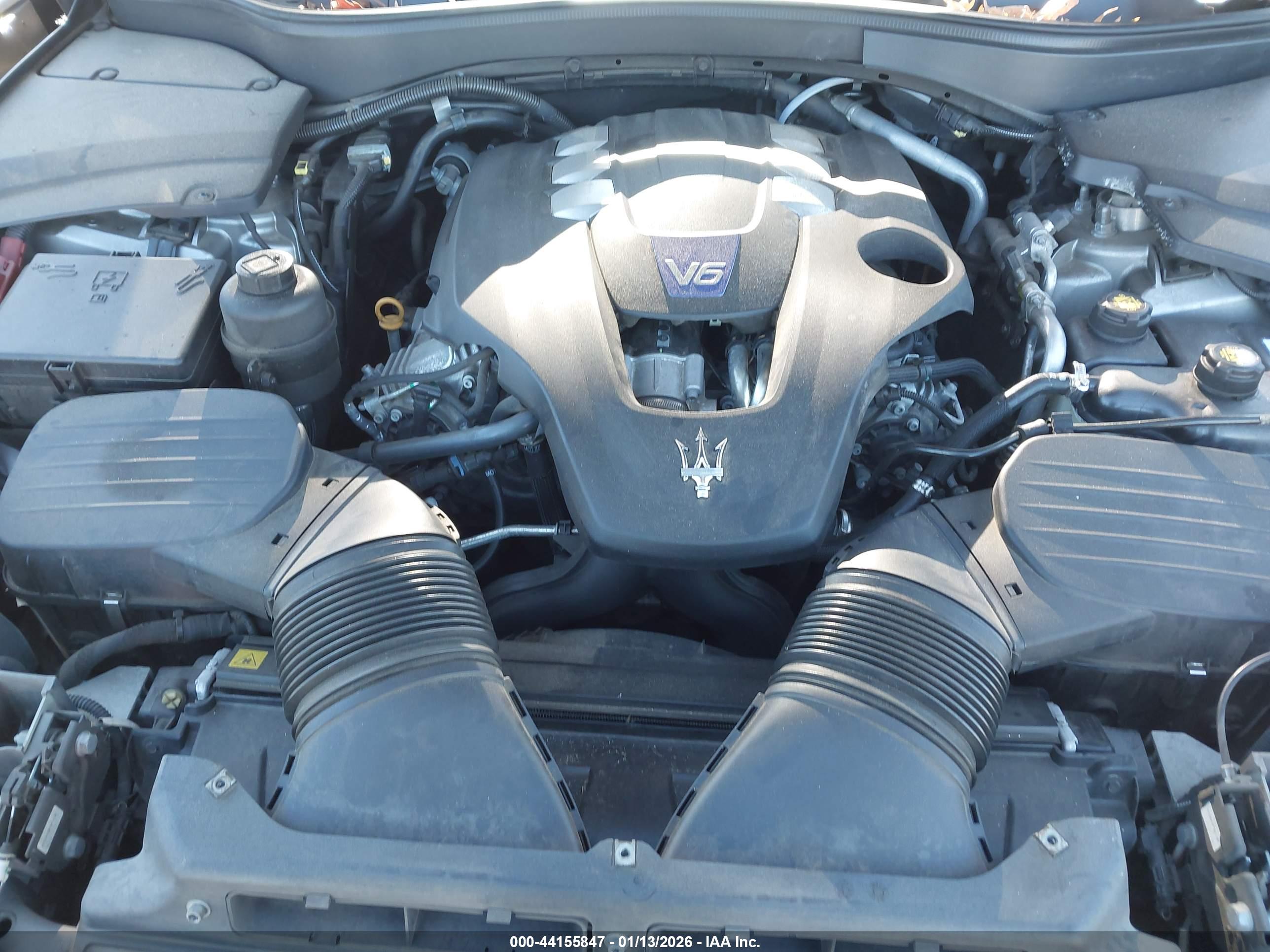 MASERATI LEVANTE image 10