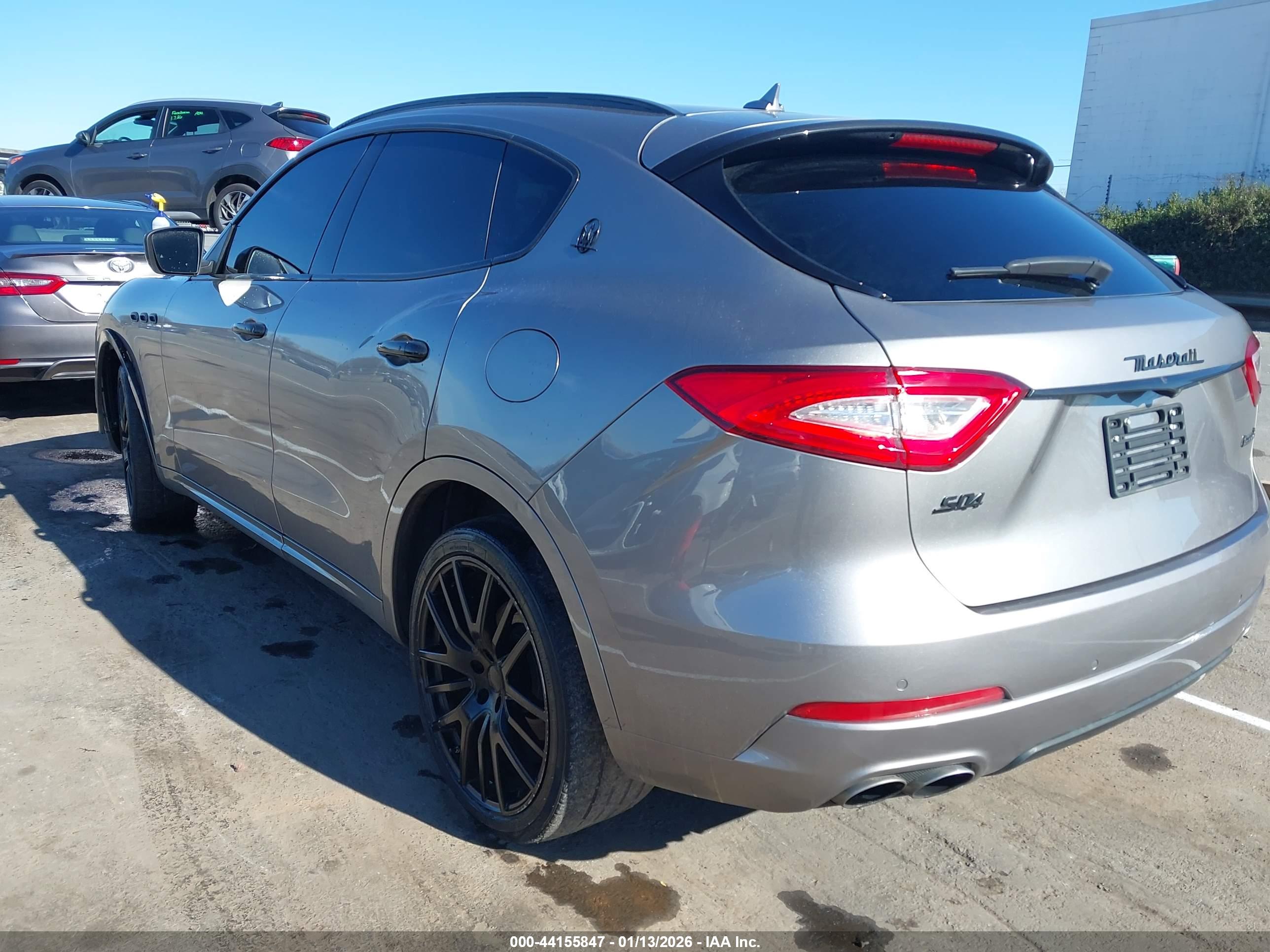 MASERATI LEVANTE image 3