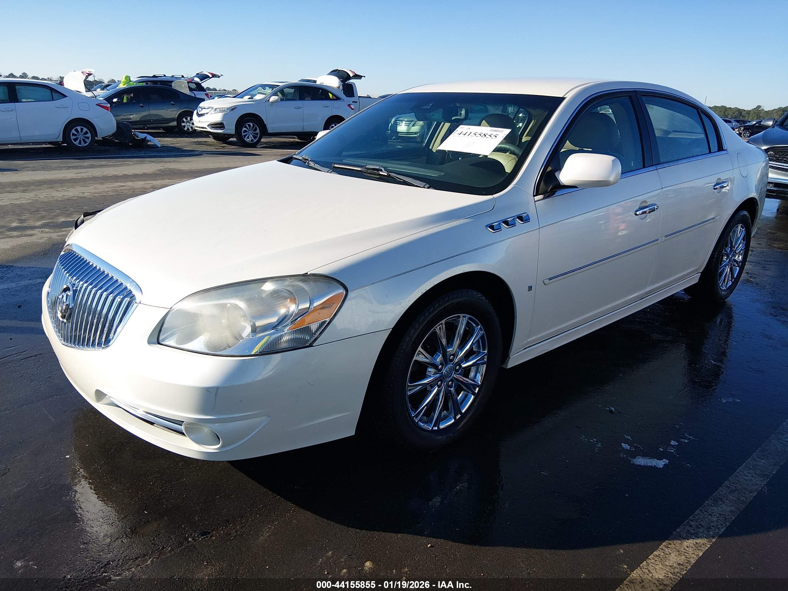 BUICK LUCERNE image 2