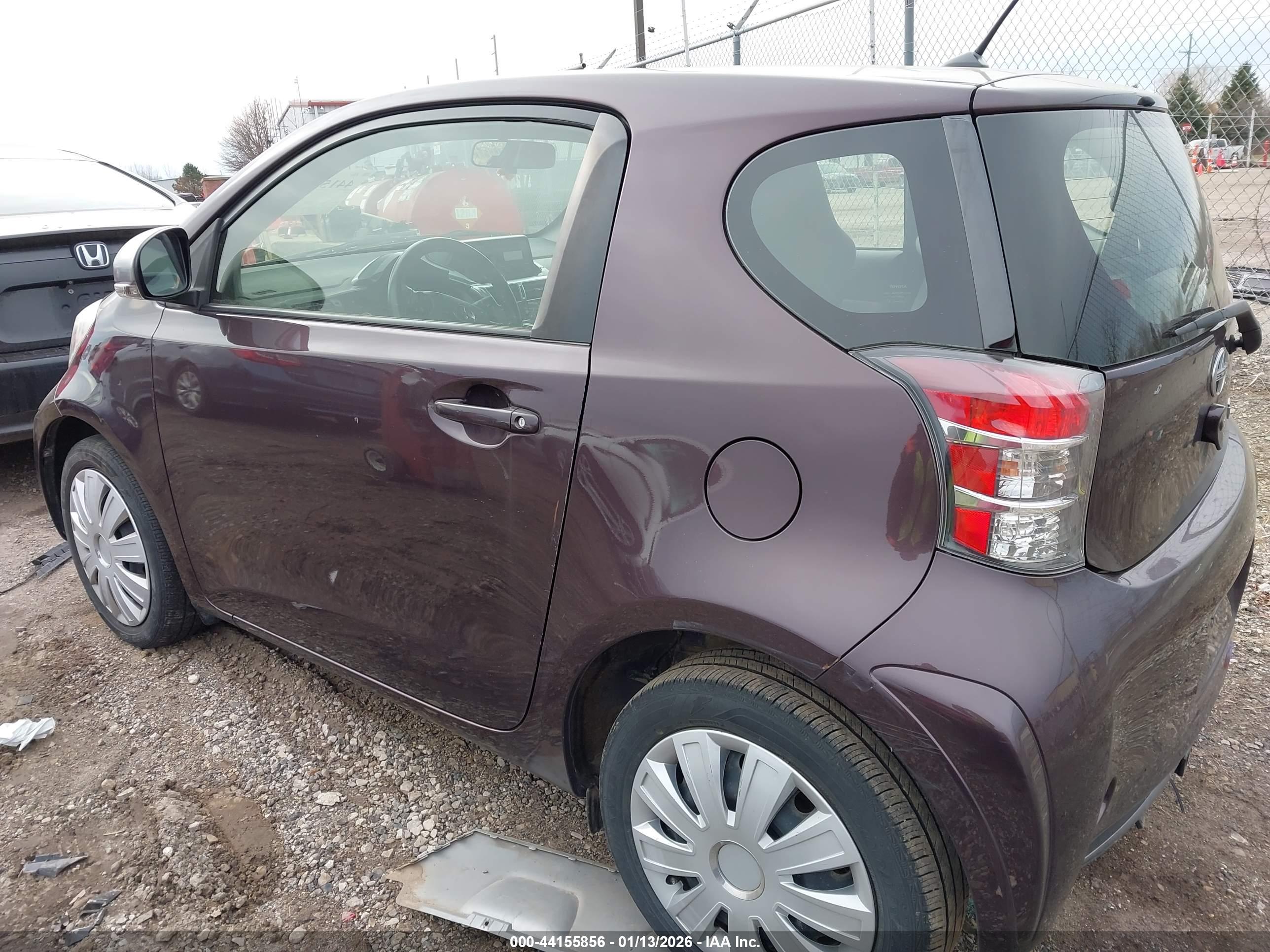 SCION IQ image 3