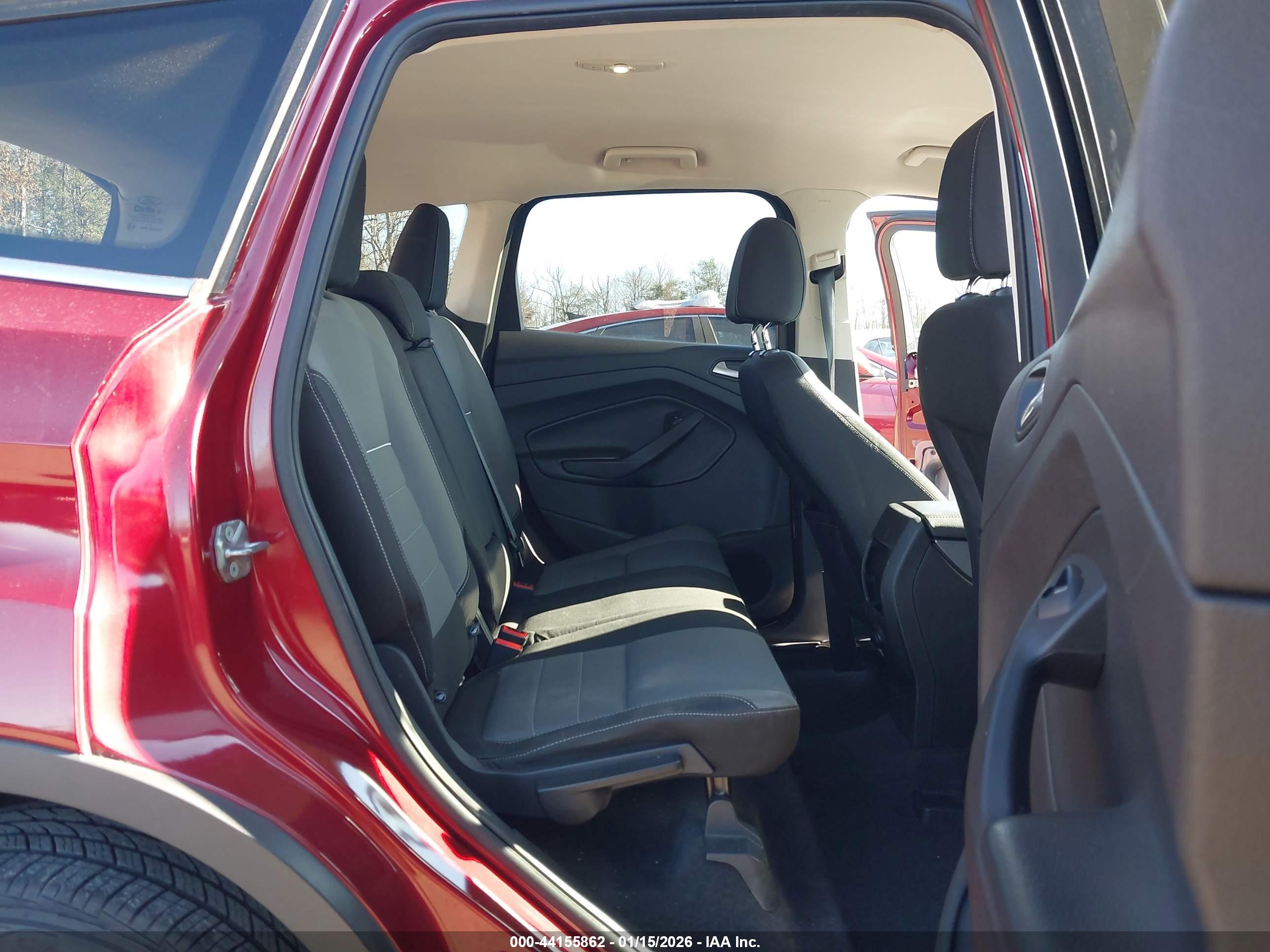 FORD ESCAPE image 8