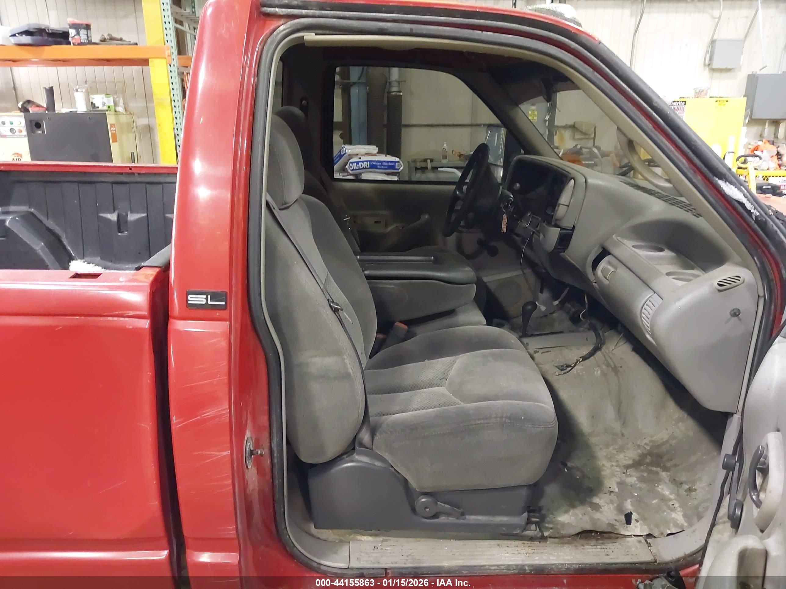 GMC SIERRA image 8