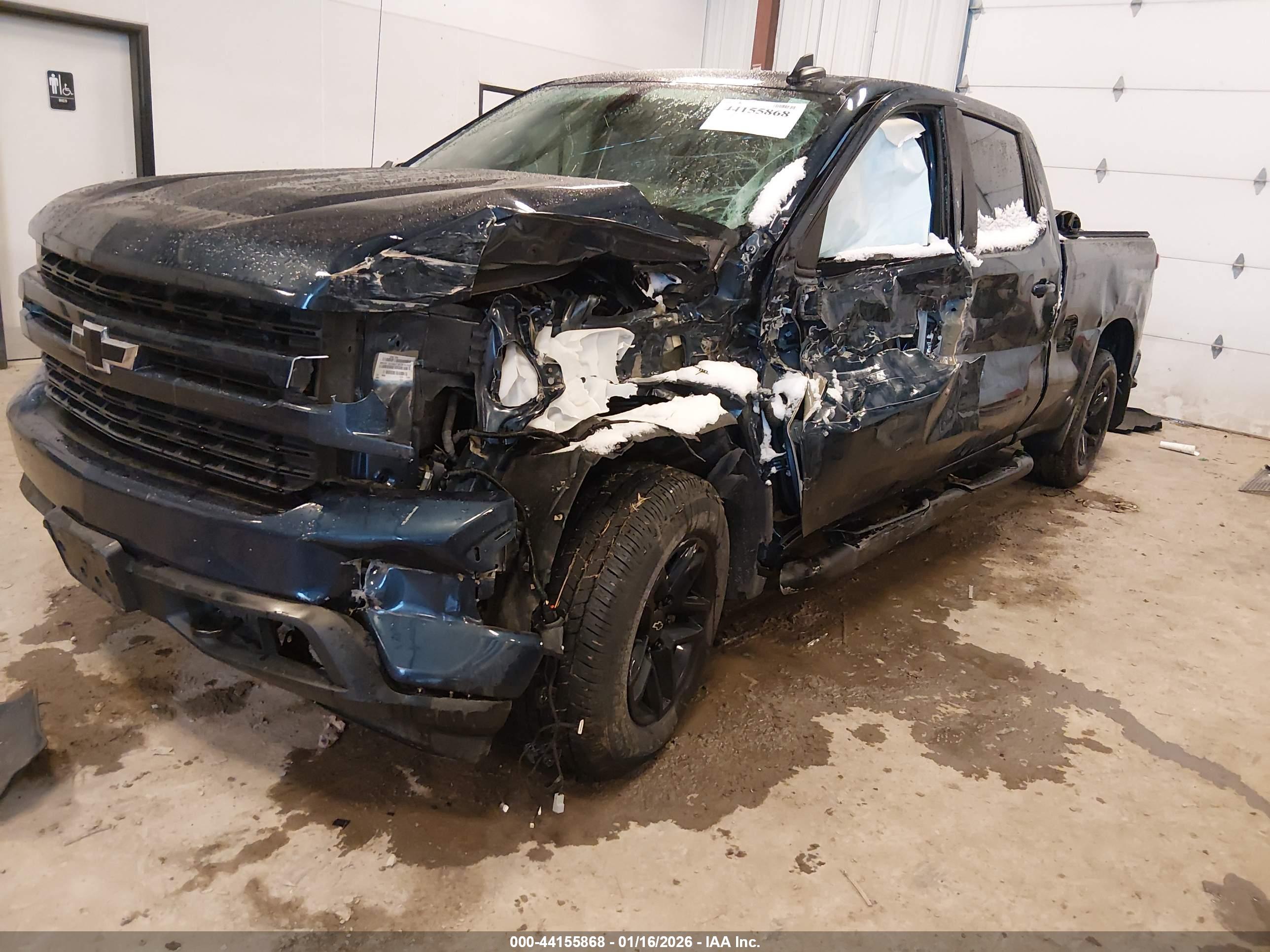CHEVROLET SILVERADO image 2