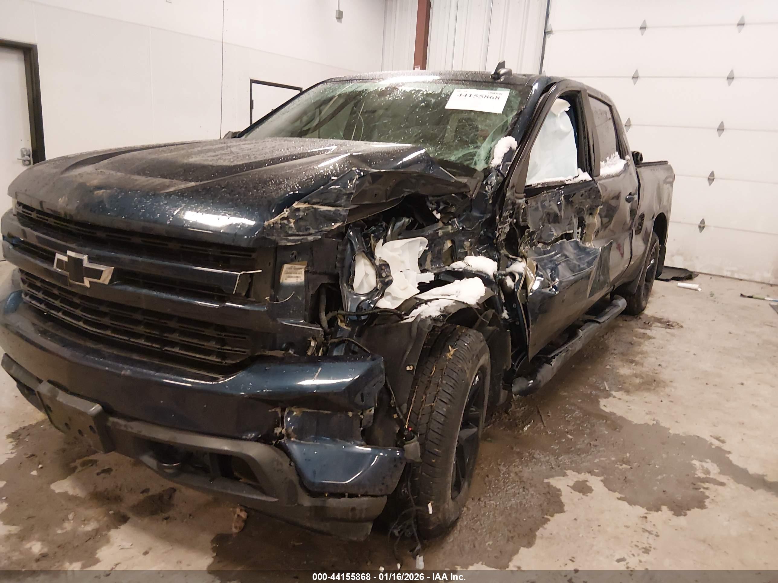CHEVROLET SILVERADO image 6