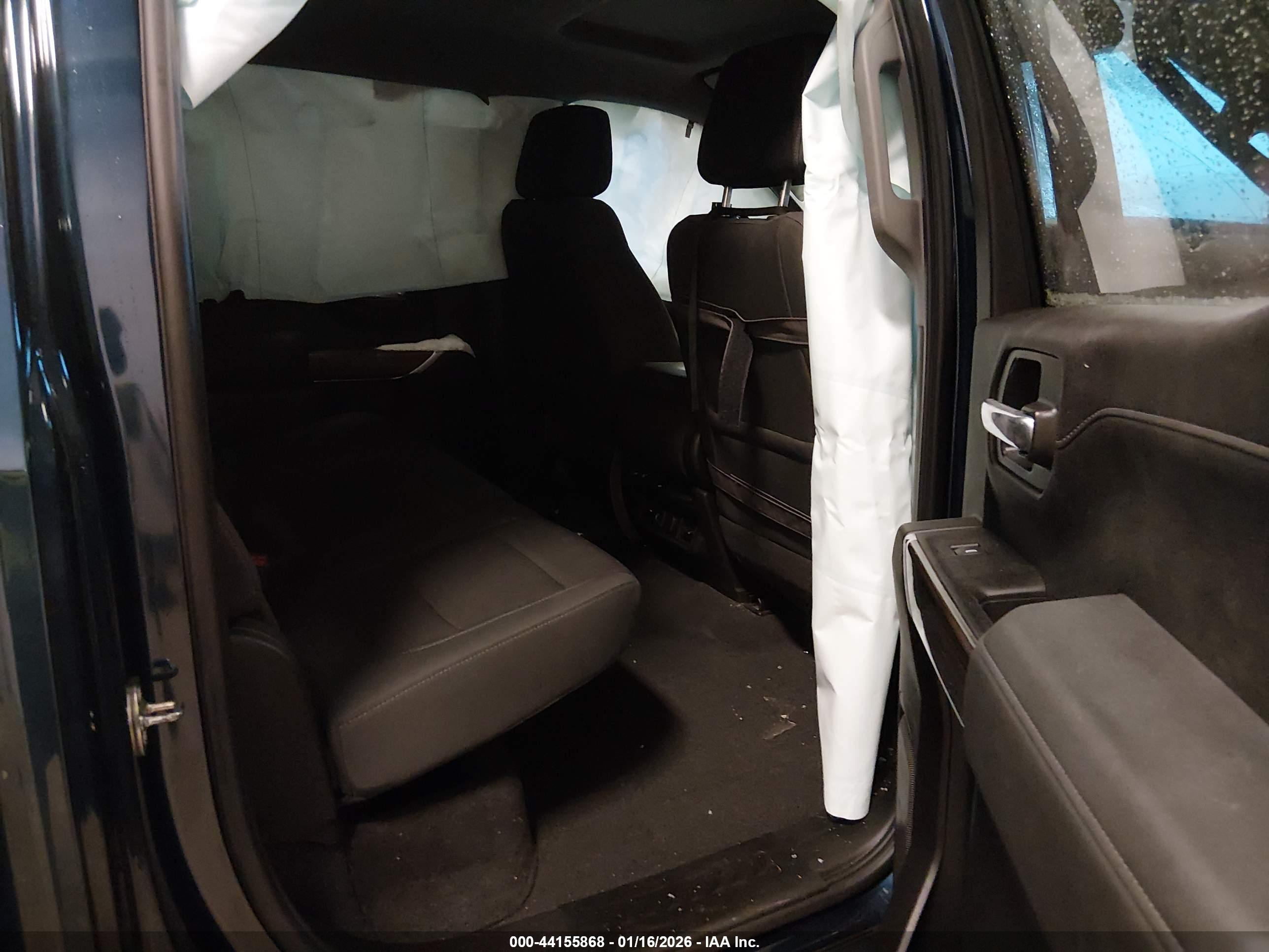 CHEVROLET SILVERADO image 8