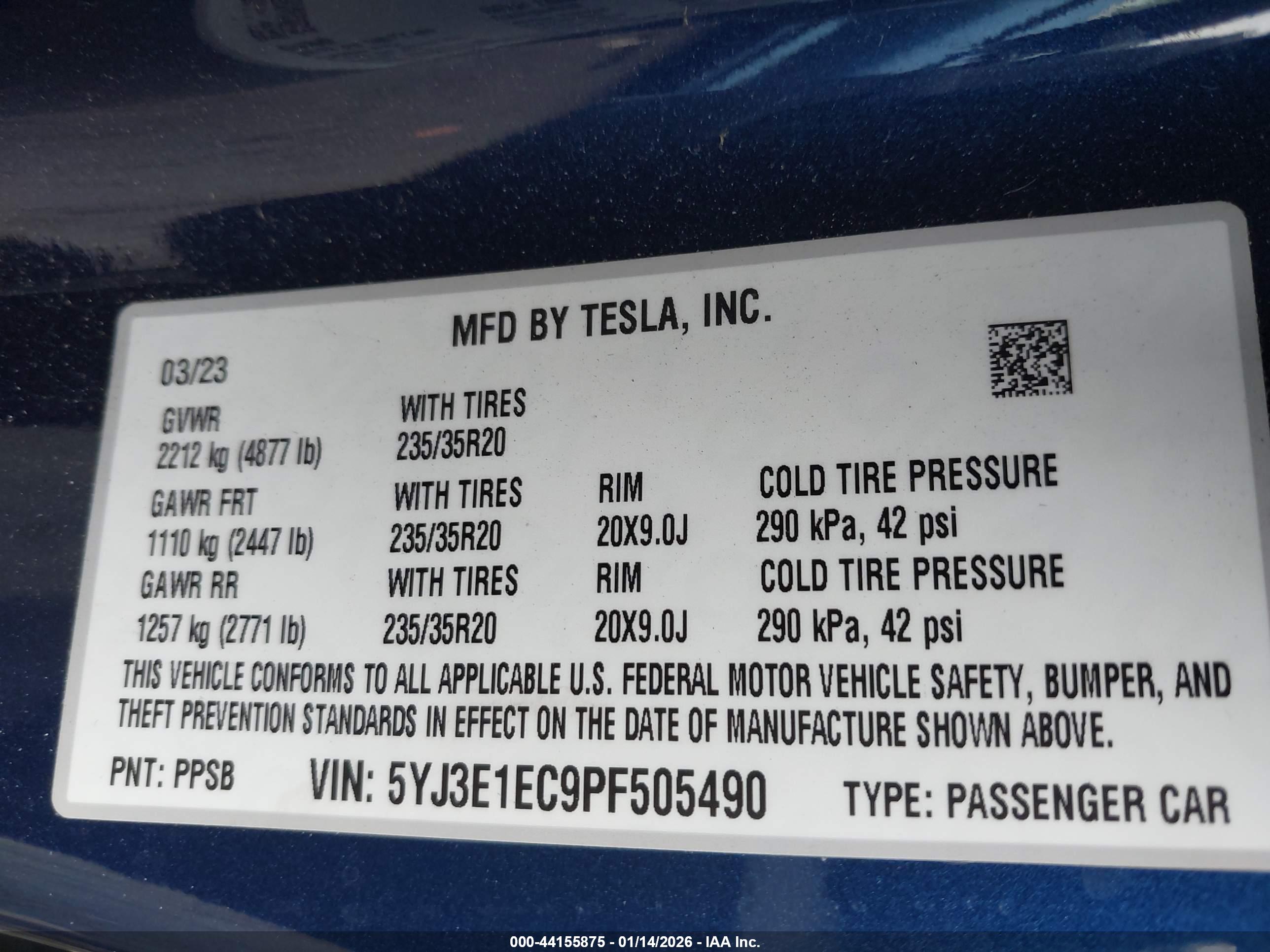 TESLA MODEL image 9