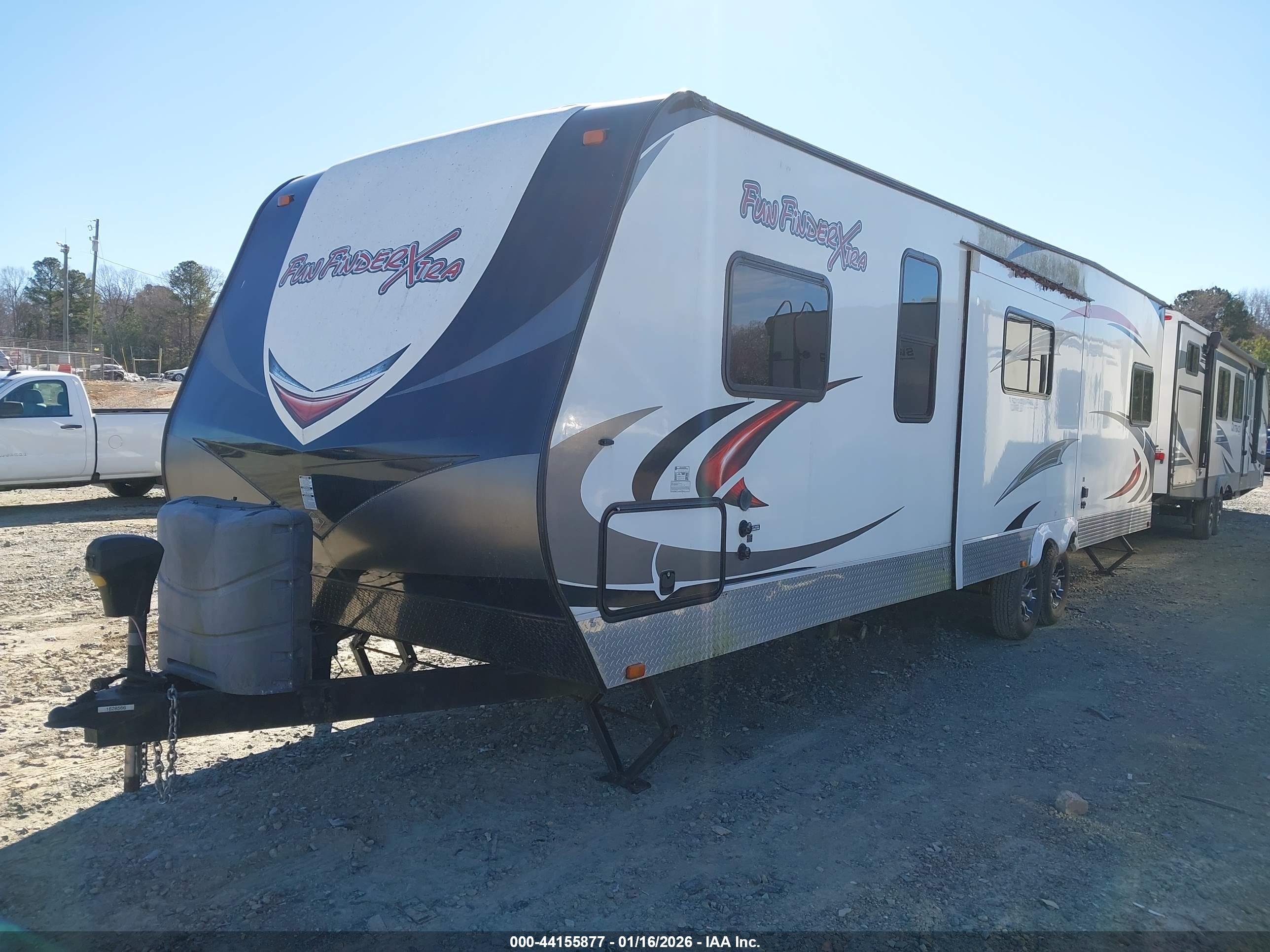 CRUISER RV image 2