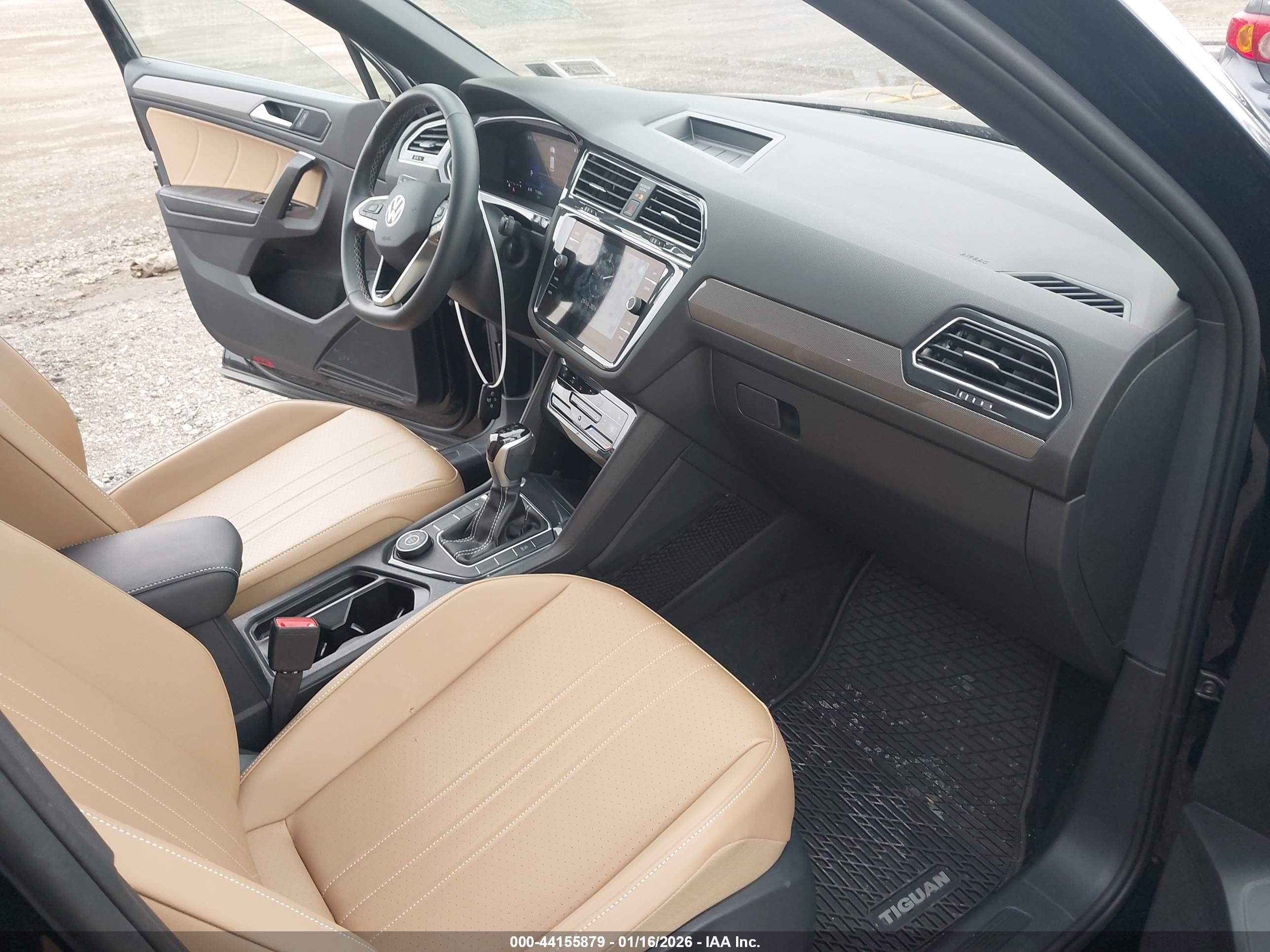 VOLKSWAGEN TIGUAN image 5
