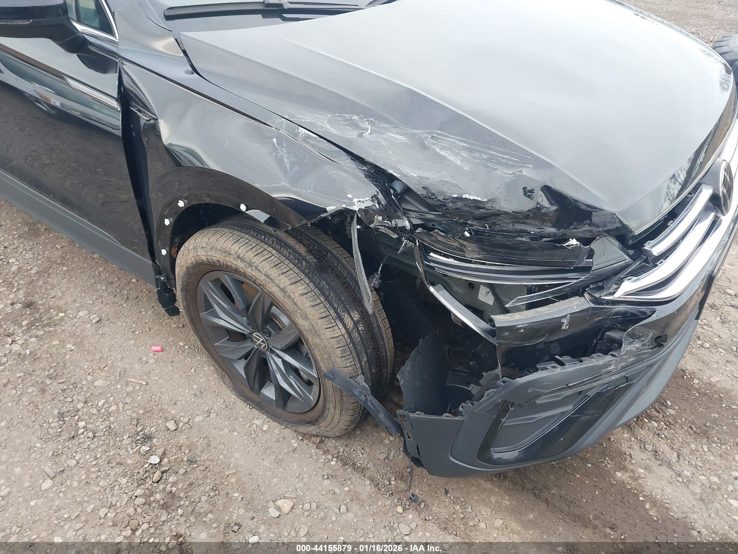 VOLKSWAGEN TIGUAN image 6