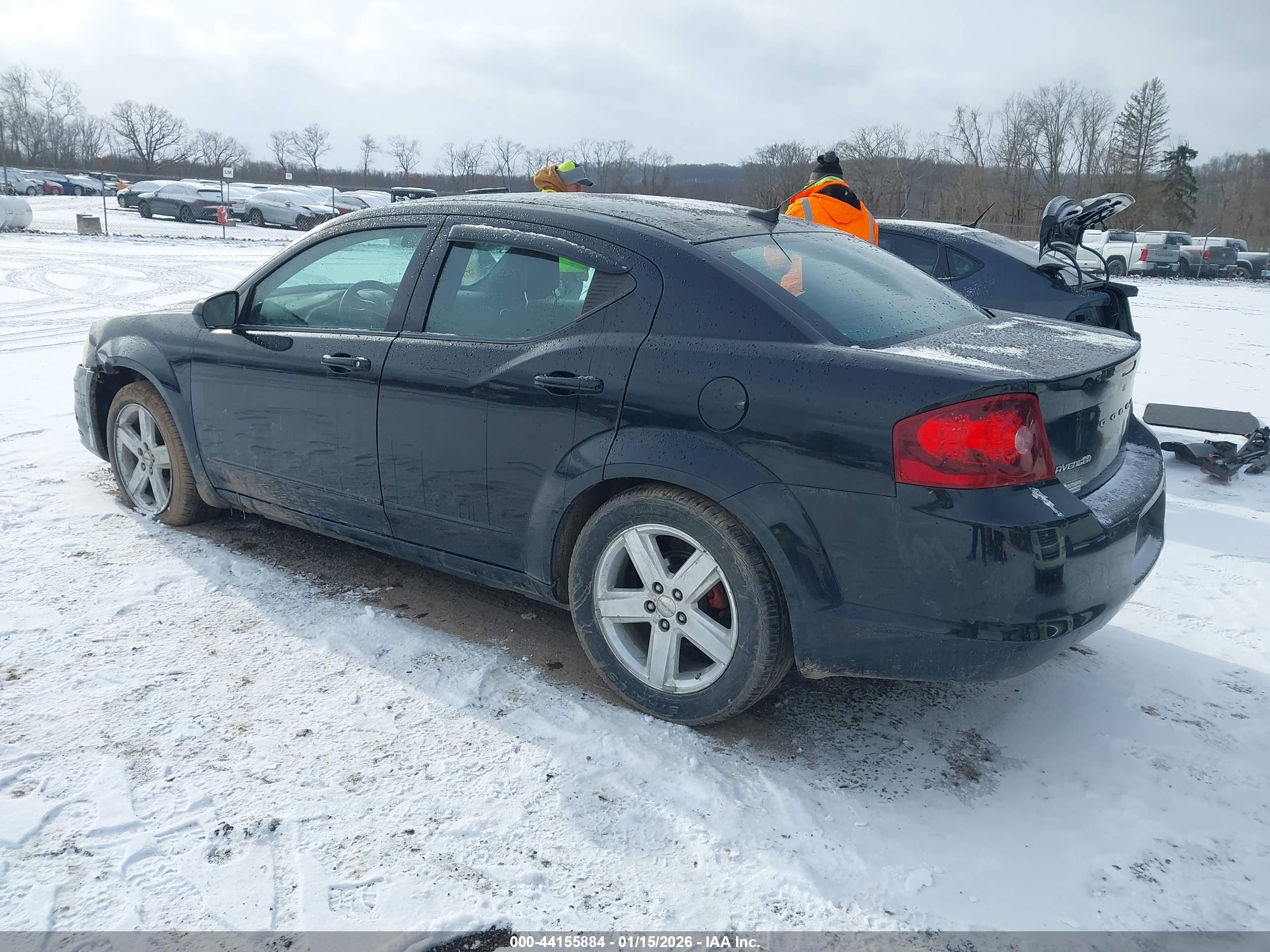 DODGE AVENGER image 3