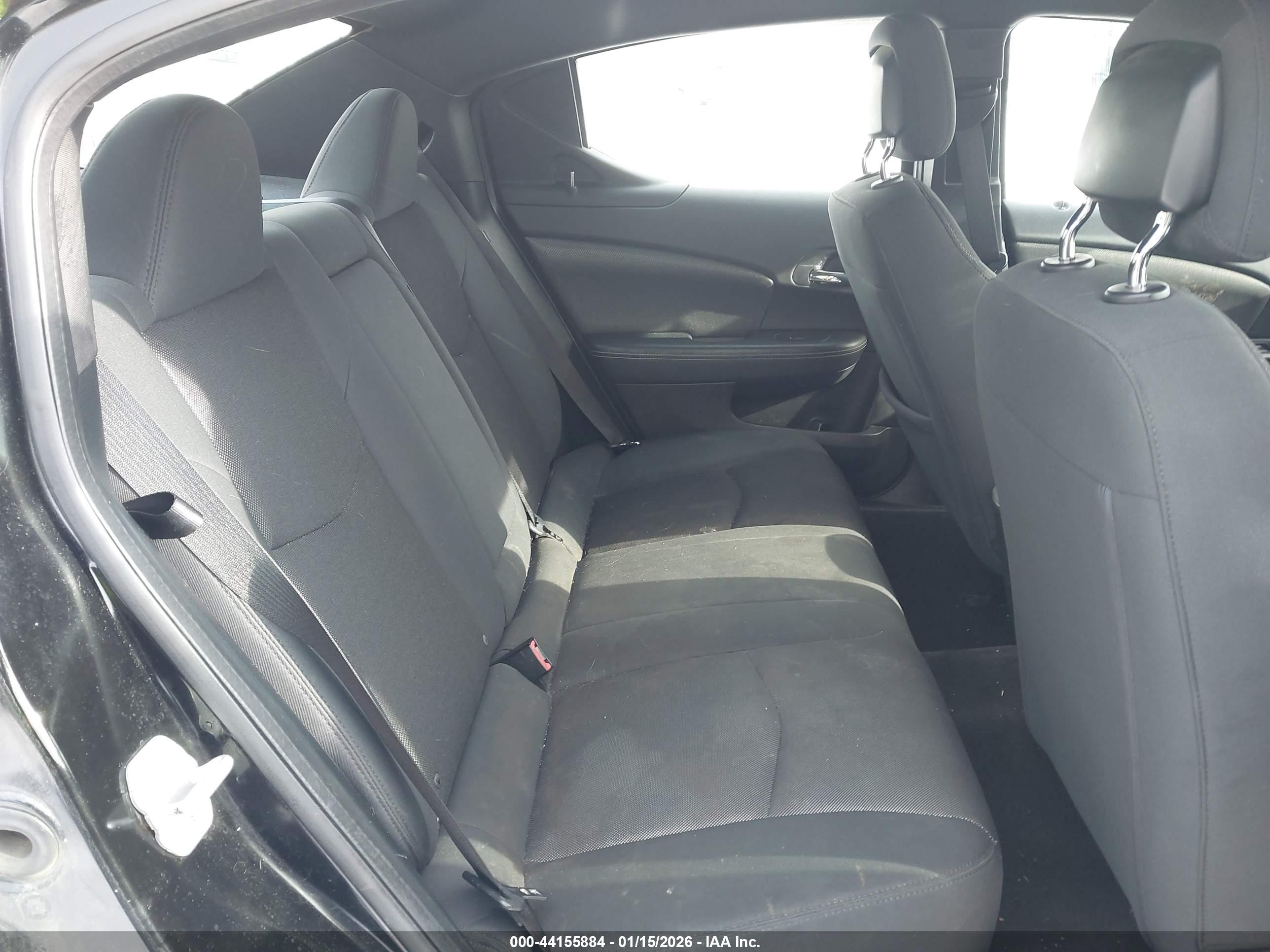 DODGE AVENGER image 8