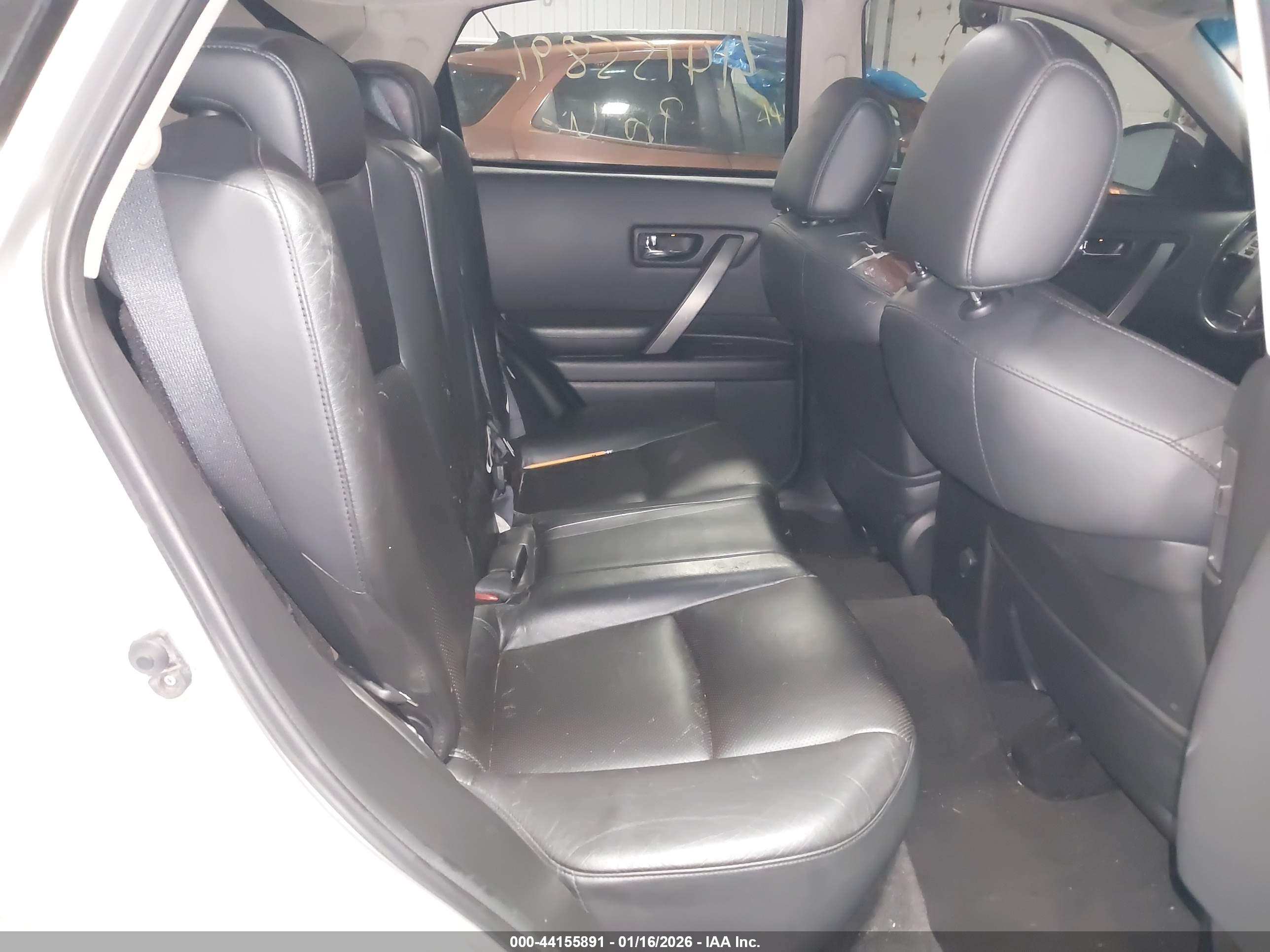 INFINITI FX35 image 8