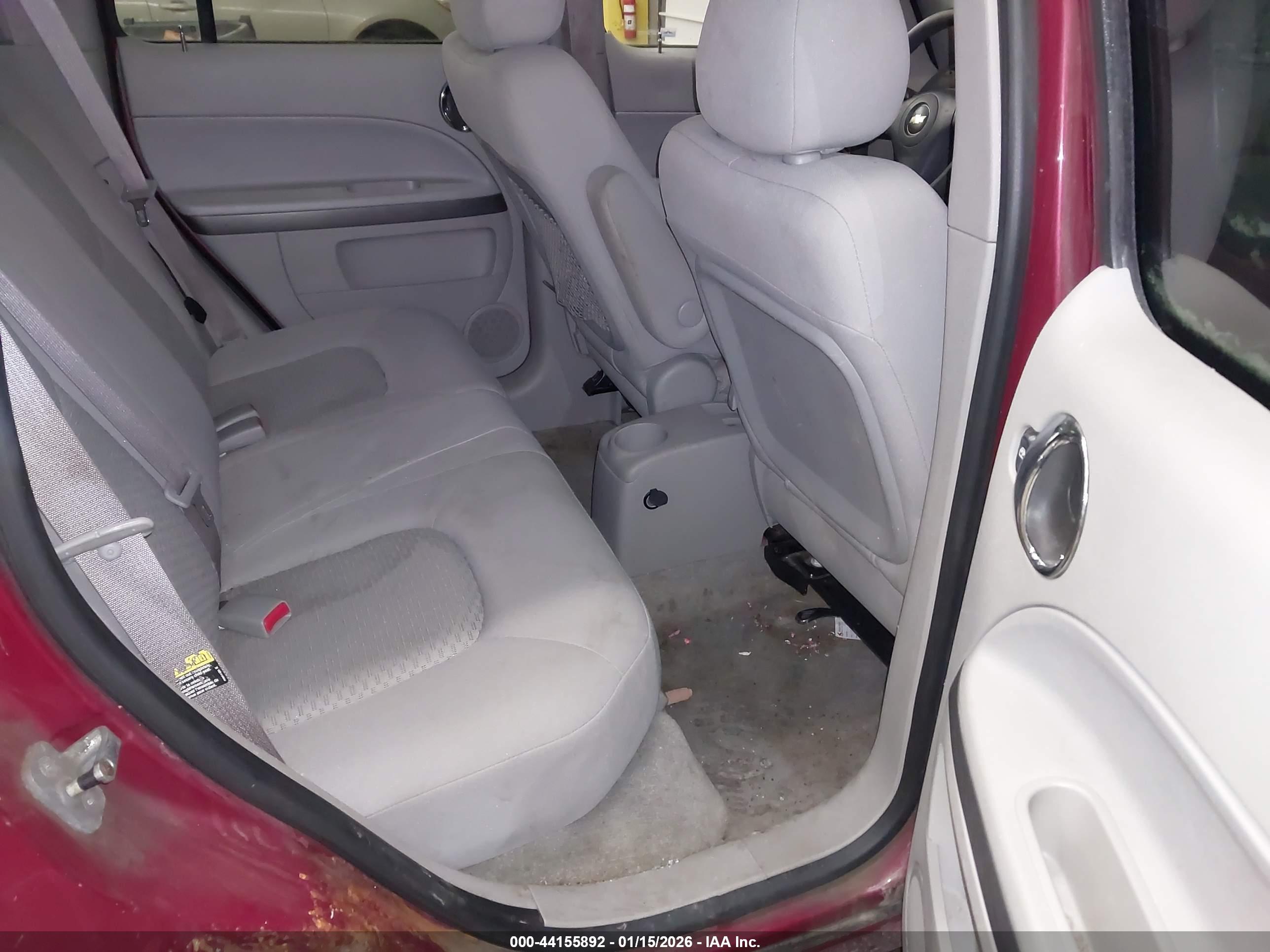CHEVROLET HHR image 8