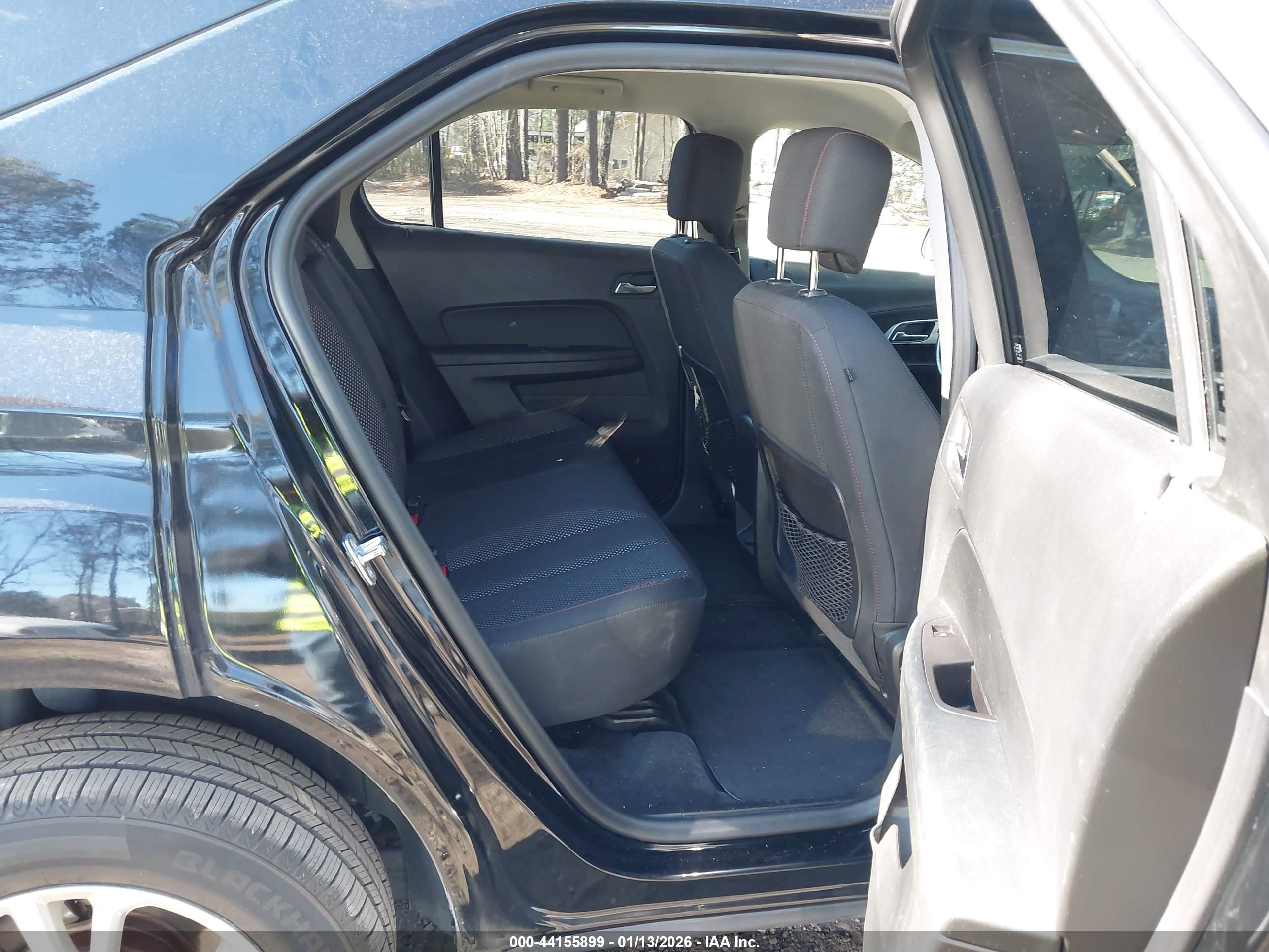 CHEVROLET EQUINOX image 8