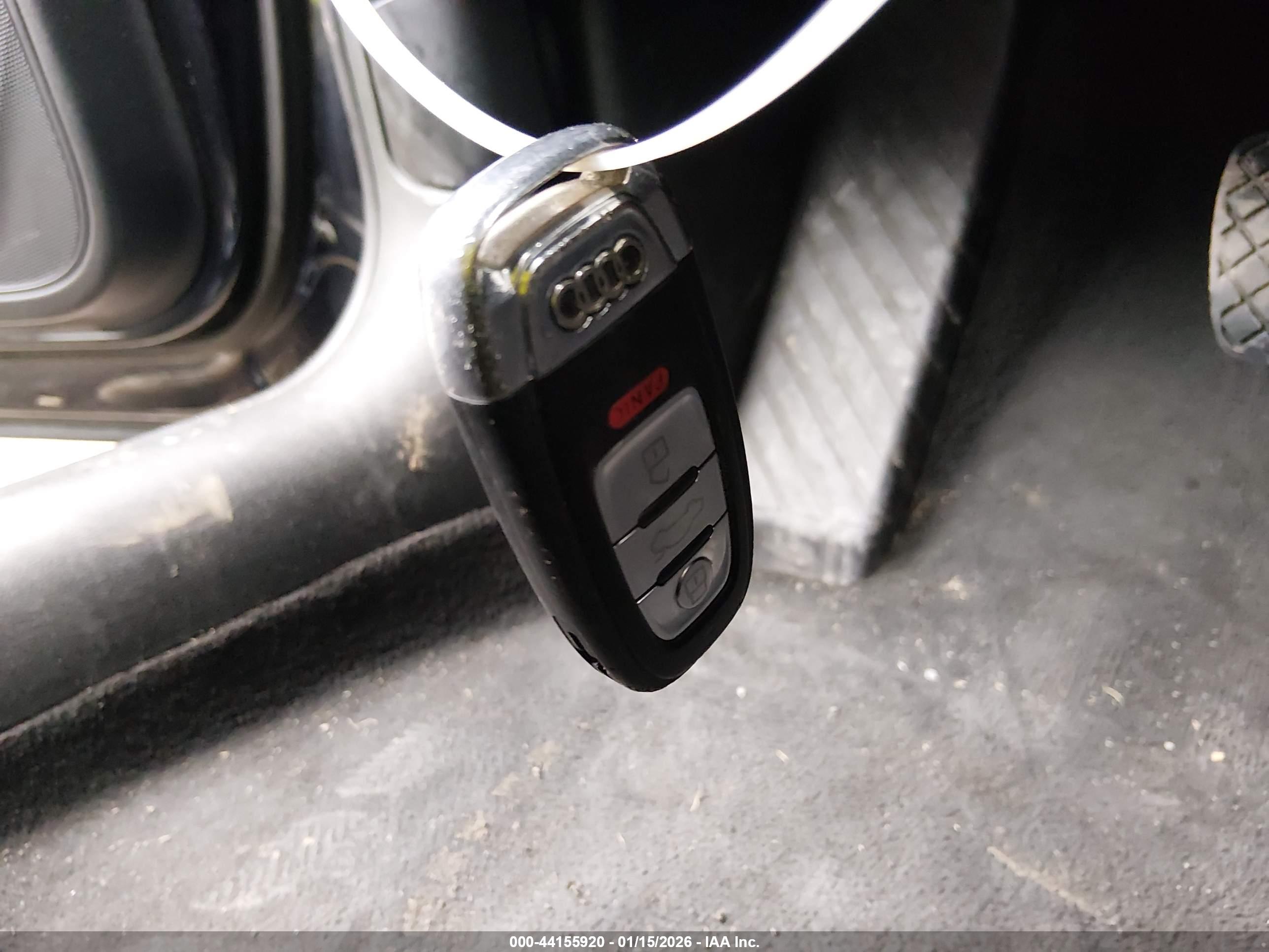 AUDI A6 image 11