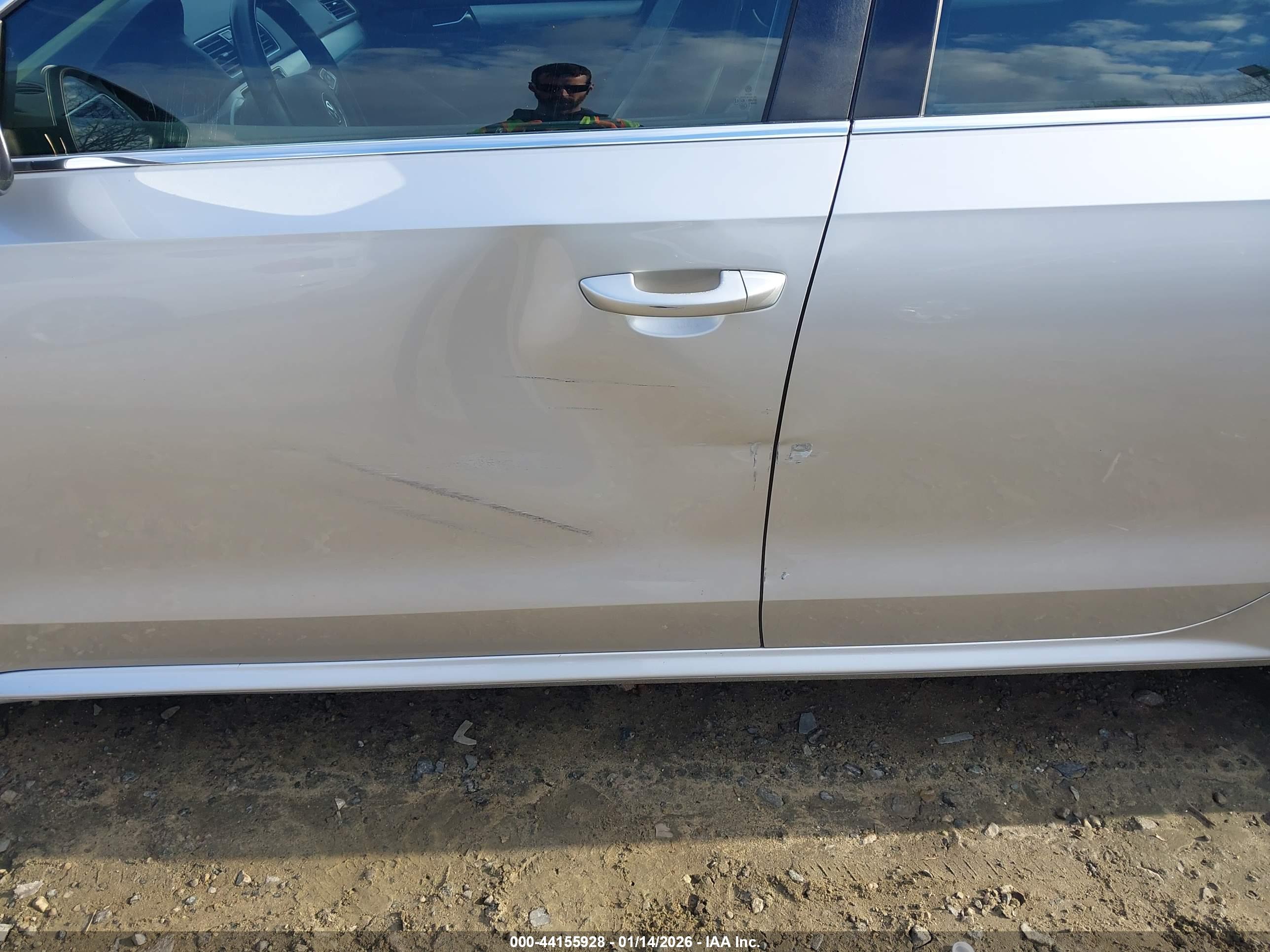 VOLKSWAGEN PASSAT image 6