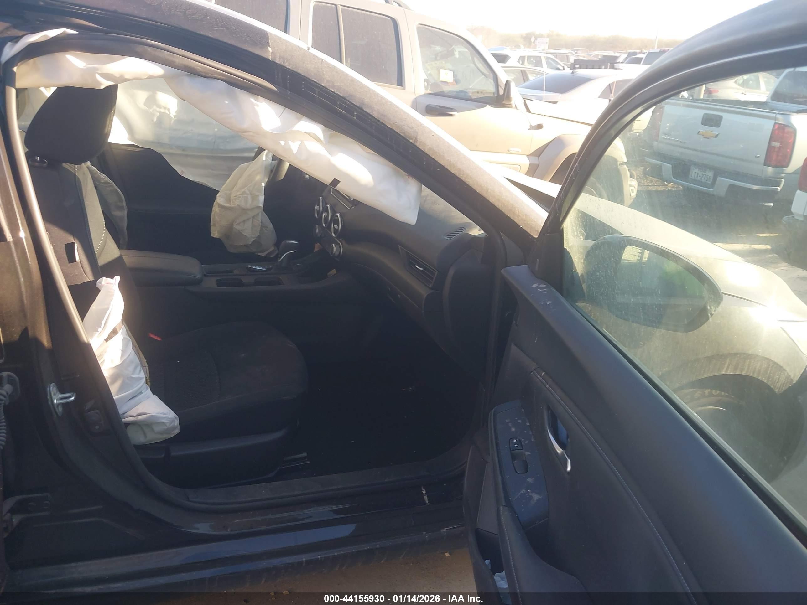 NISSAN SENTRA image 5