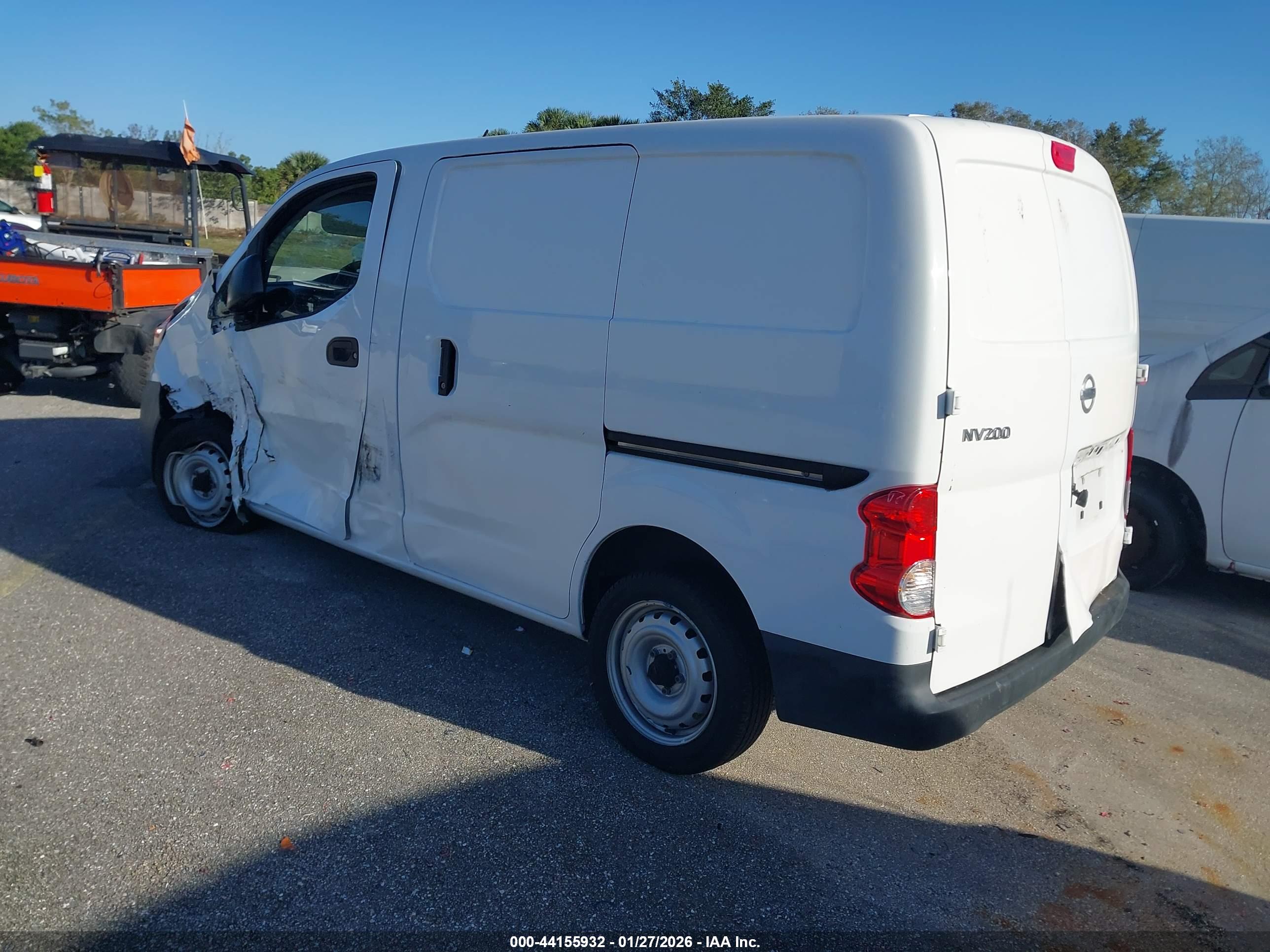 NISSAN NV200 image 3