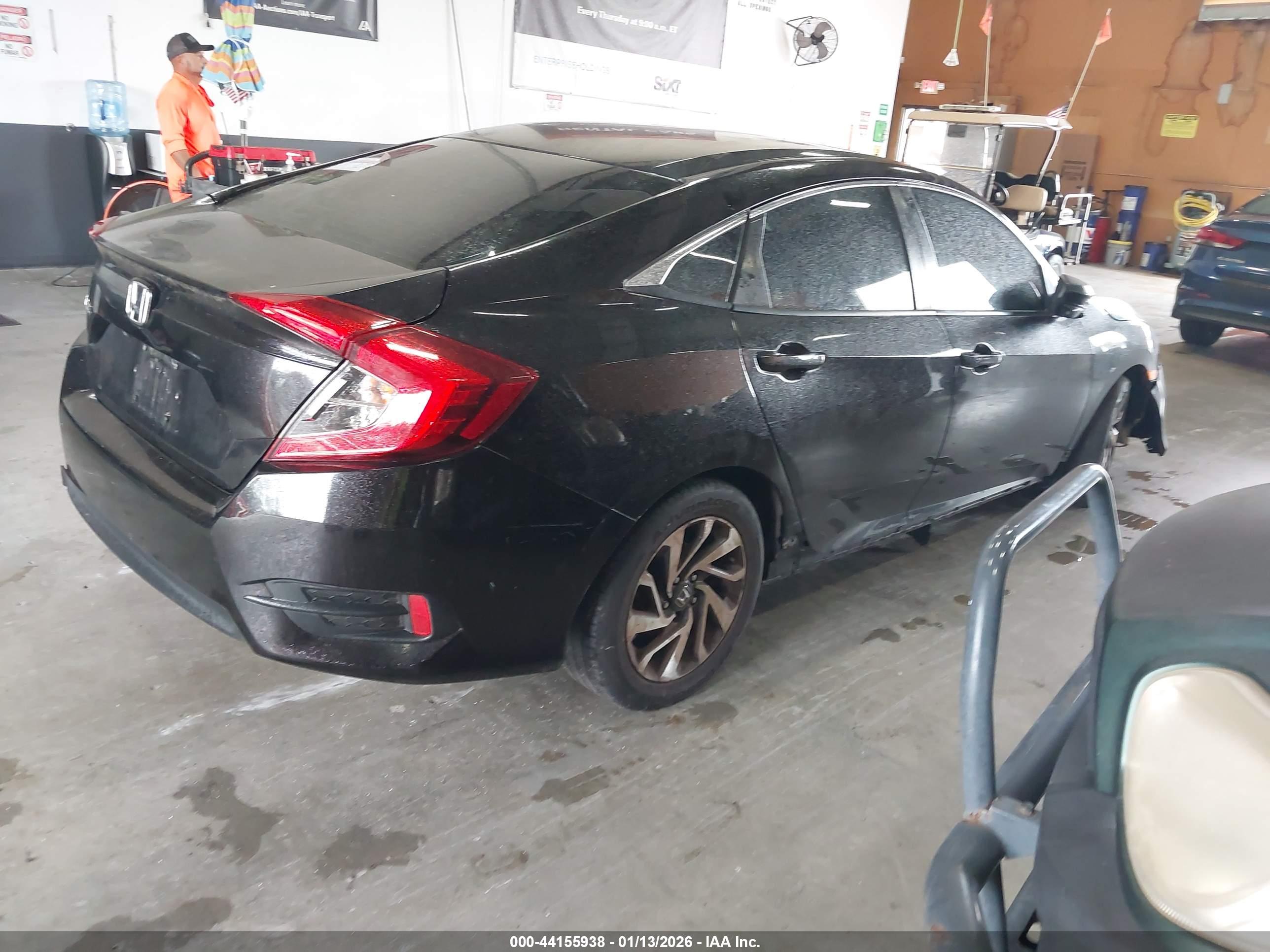 HONDA CIVIC image 4