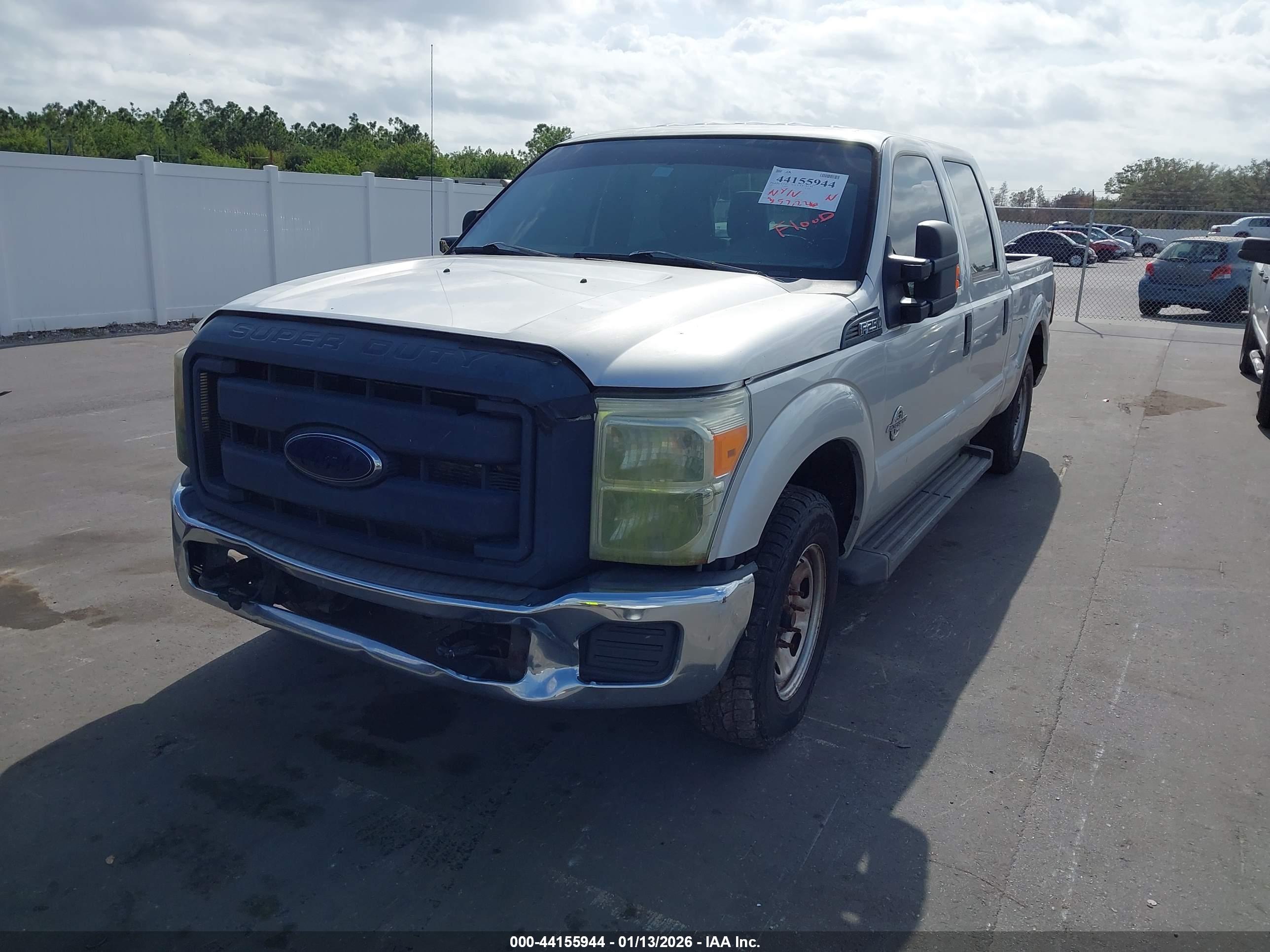 FORD F-250 image 2