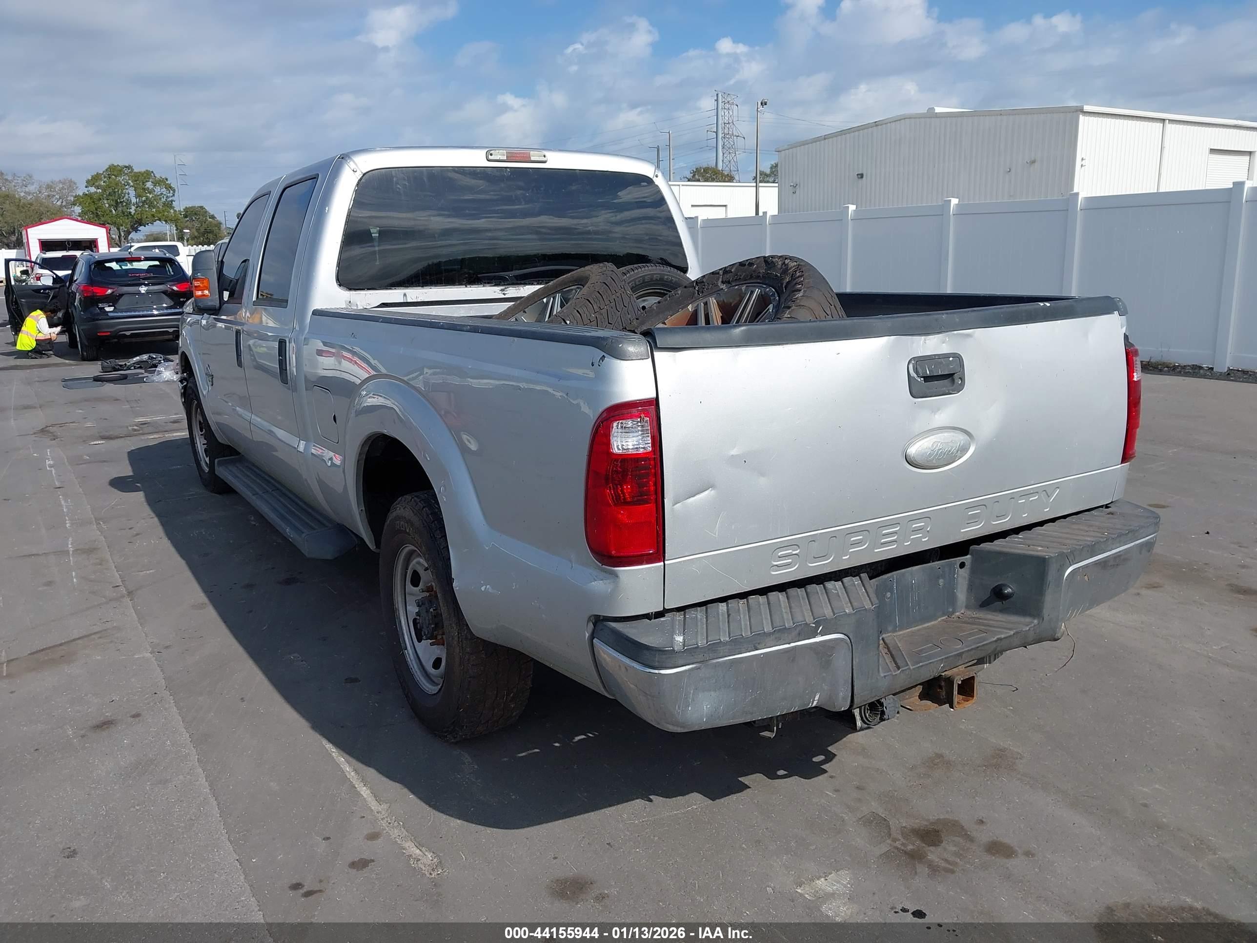 FORD F-250 image 3