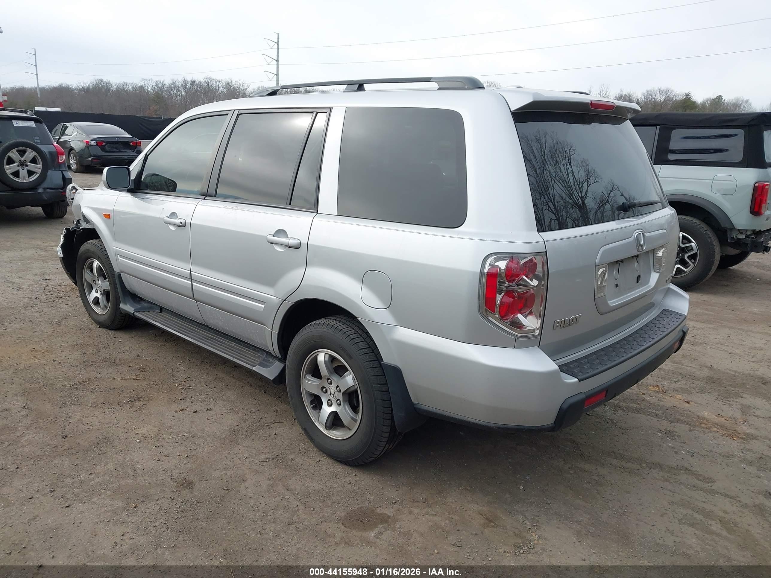 HONDA PILOT image 3