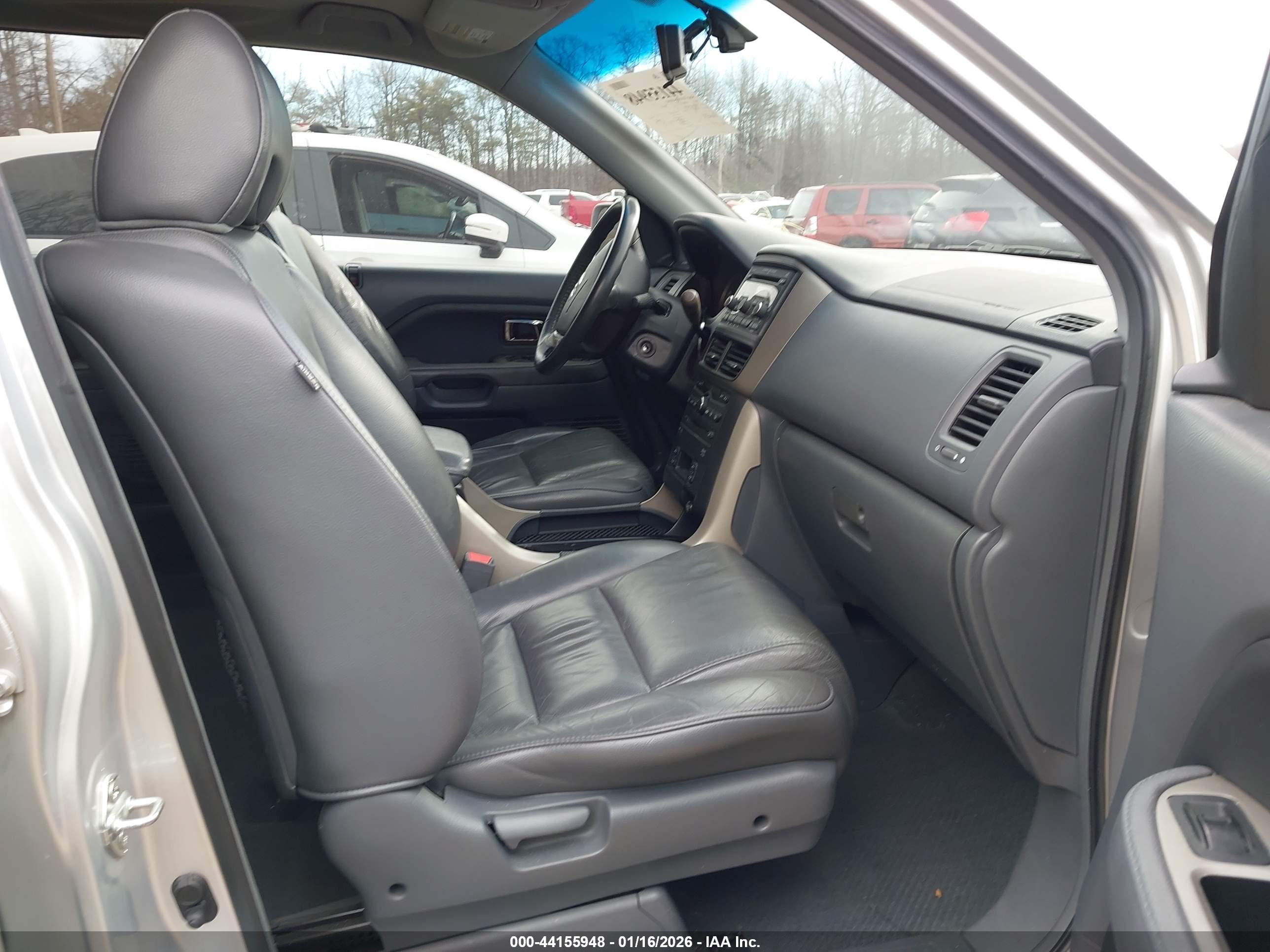HONDA PILOT image 5