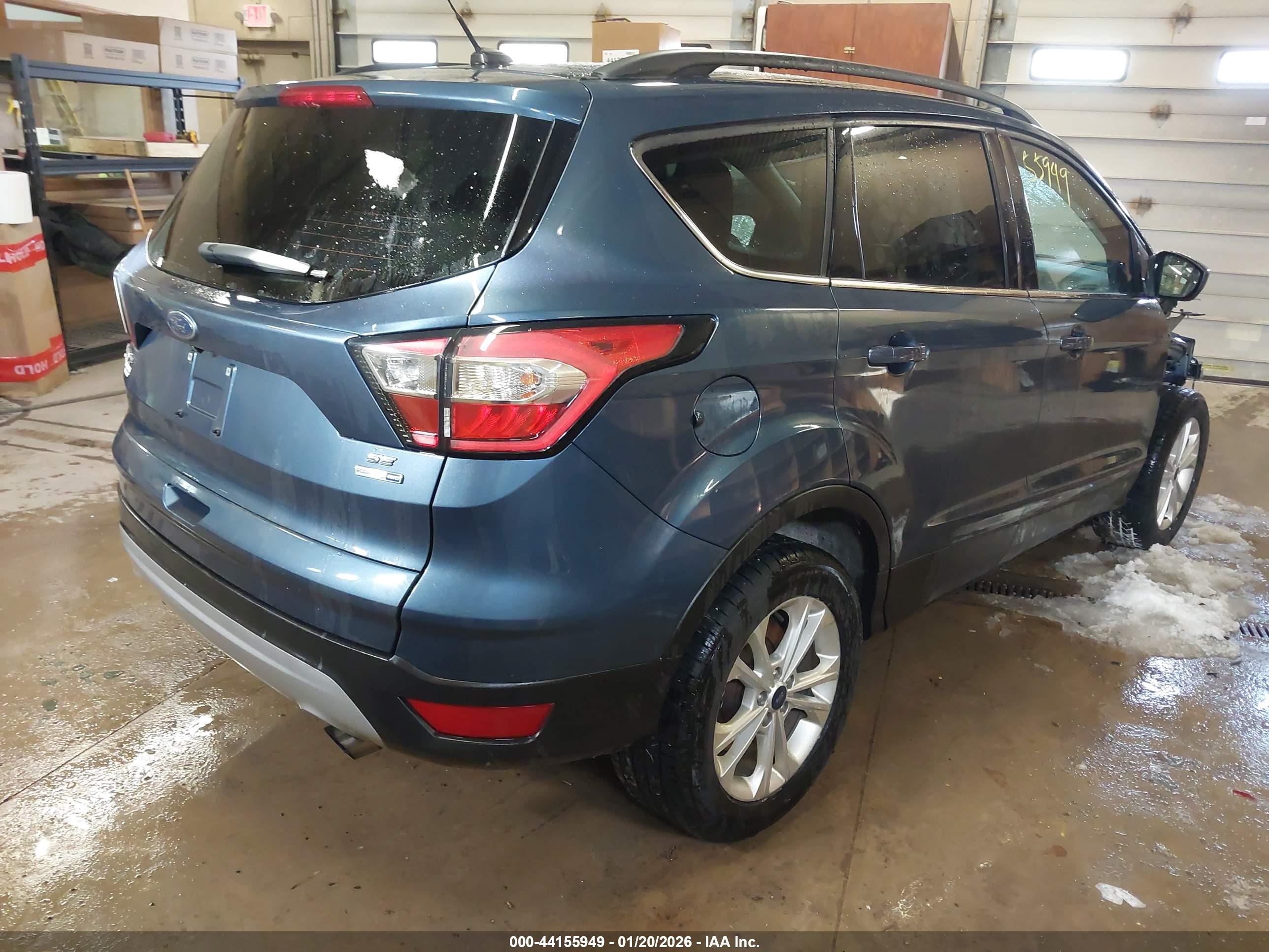 FORD ESCAPE image 4