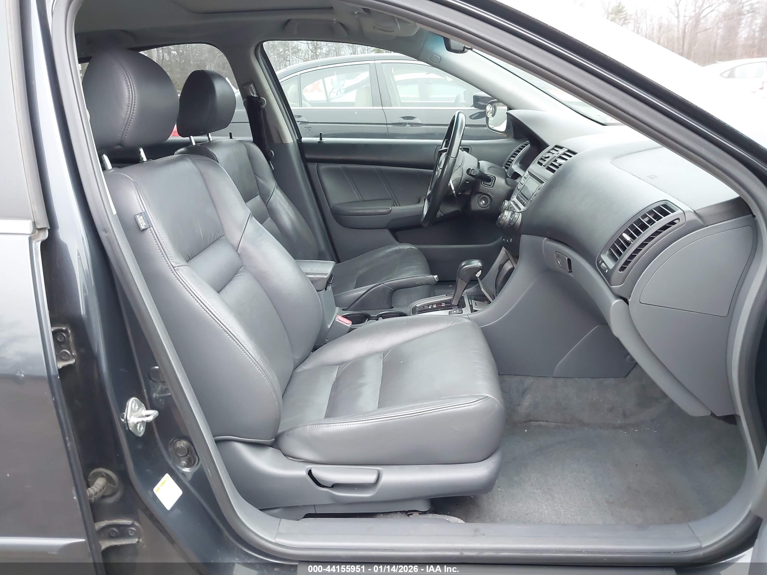 HONDA ACCORD image 5