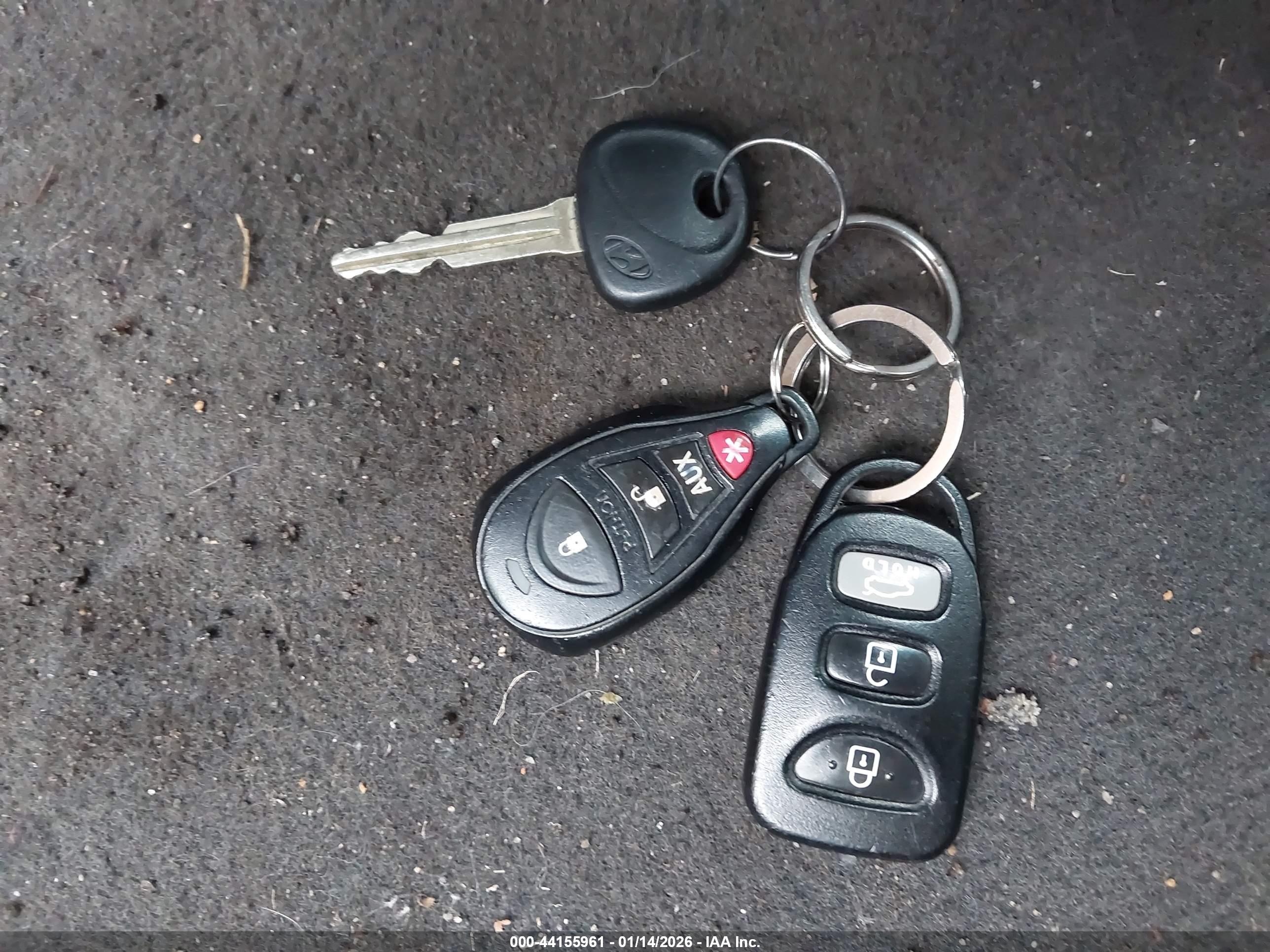 HYUNDAI ELANTRA image 11